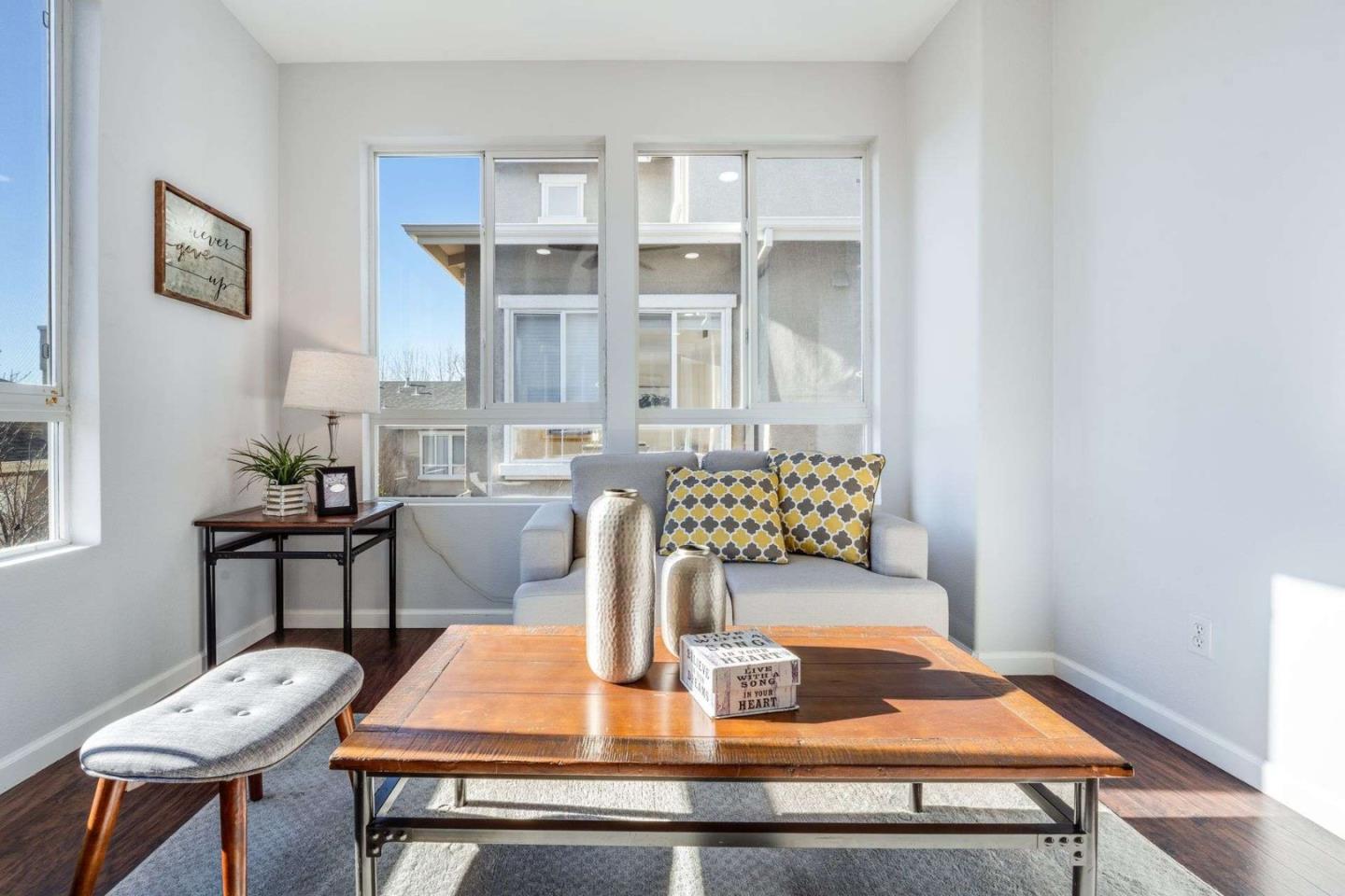 Detail Gallery Image 8 of 34 For 478 Marble Arch Ave, San Jose,  CA 95136 - 3 Beds | 2/1 Baths