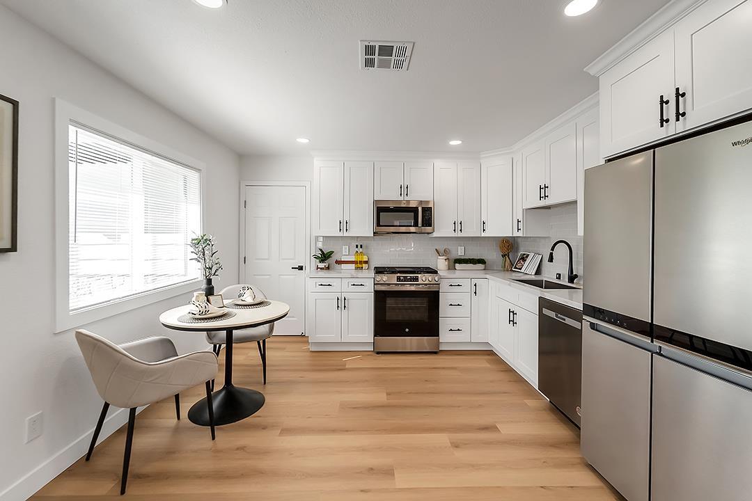 Detail Gallery Image 6 of 23 For 2668 Mozart Ave, San Jose,  CA 95122 - 4 Beds | 2 Baths