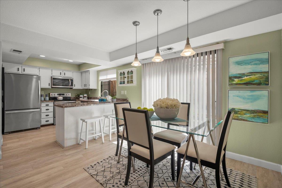 Detail Gallery Image 10 of 37 For 478 N Winchester Blvd #7,  Santa Clara,  CA 95050 - 2 Beds | 2 Baths