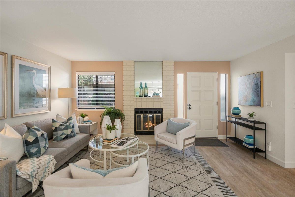 Detail Gallery Image 3 of 37 For 478 N Winchester Blvd #7,  Santa Clara,  CA 95050 - 2 Beds | 2 Baths