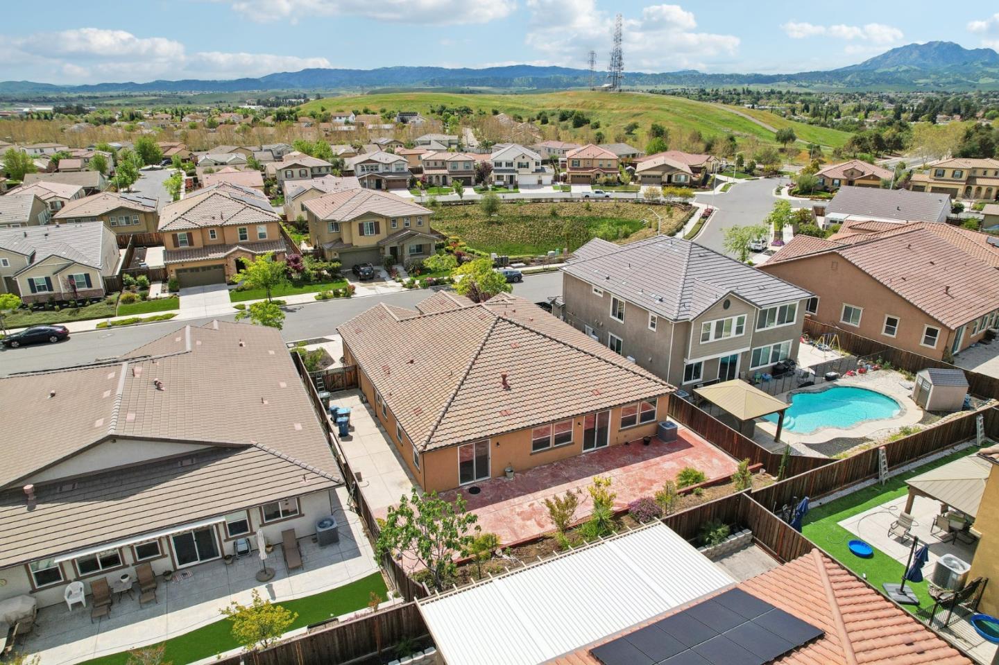 Detail Gallery Image 42 of 46 For 5476 Pinnacle View Way, Antioch,  CA 94531 - 4 Beds | 2 Baths
