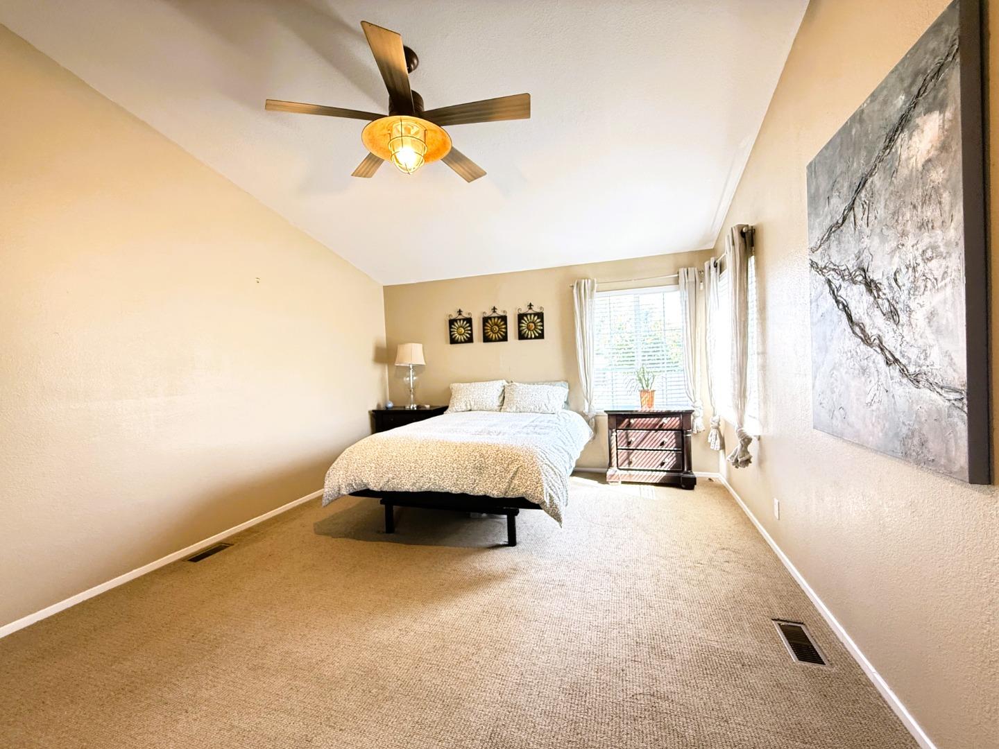 Detail Gallery Image 15 of 45 For 1220 Tasman Dr #269,  Sunnyvale,  CA 94089 - 3 Beds | 2 Baths