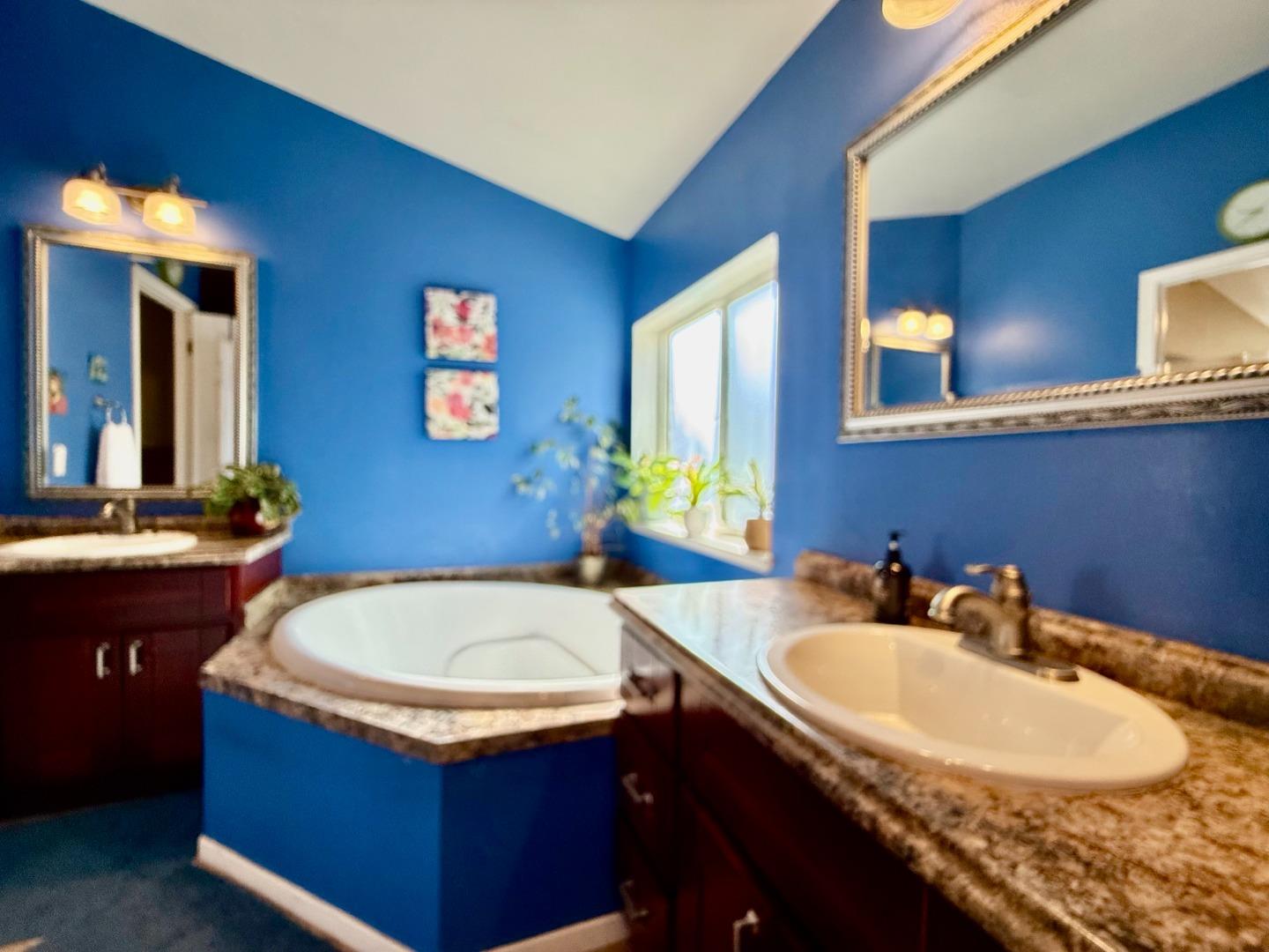 Detail Gallery Image 8 of 45 For 1220 Tasman Dr #269,  Sunnyvale,  CA 94089 - 3 Beds | 2 Baths
