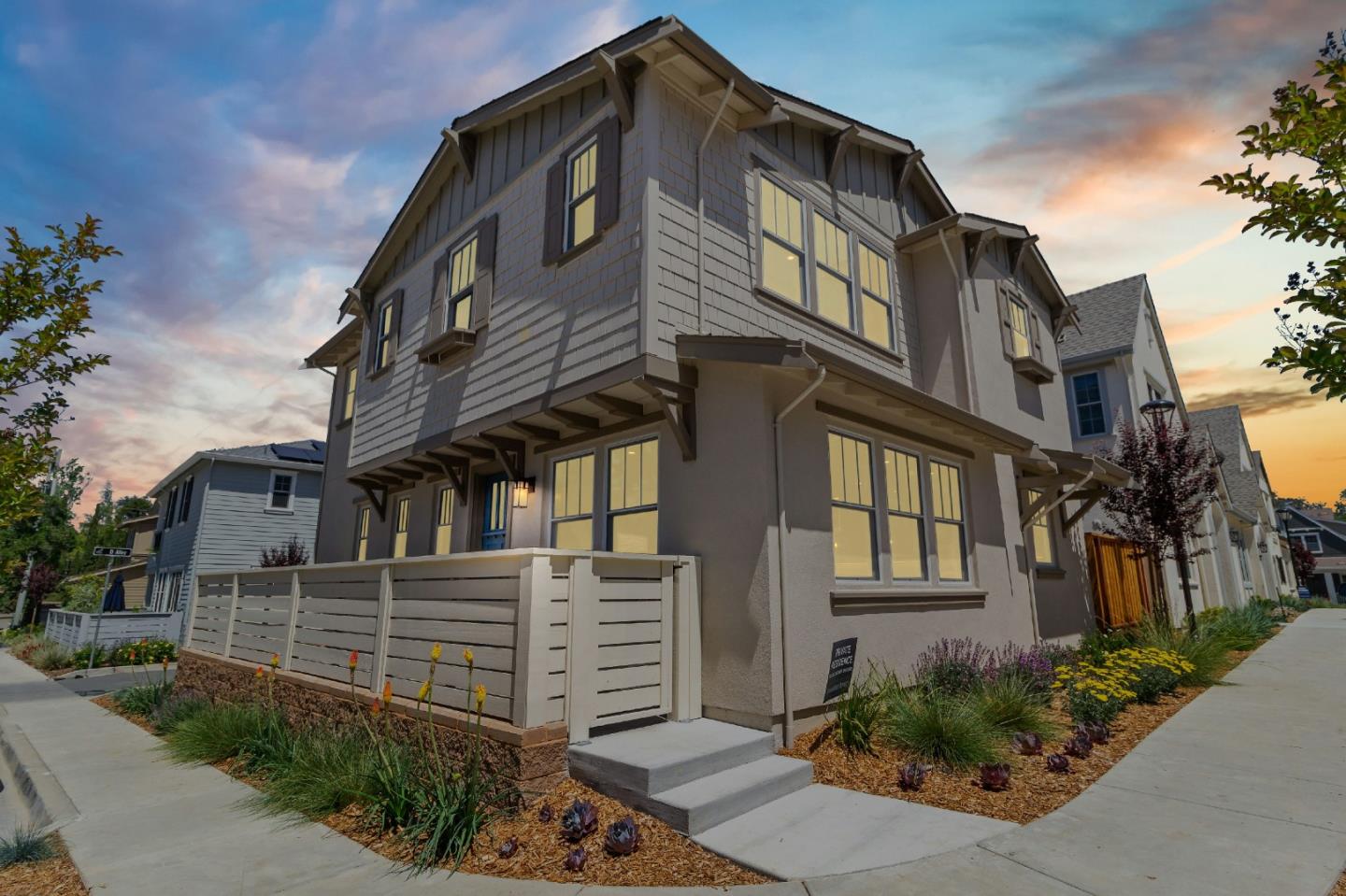 Detail Gallery Image 6 of 32 For 18825 Montalvo Oaks Cir, Monte Sereno,  CA 95030 - 3 Beds | 2/1 Baths