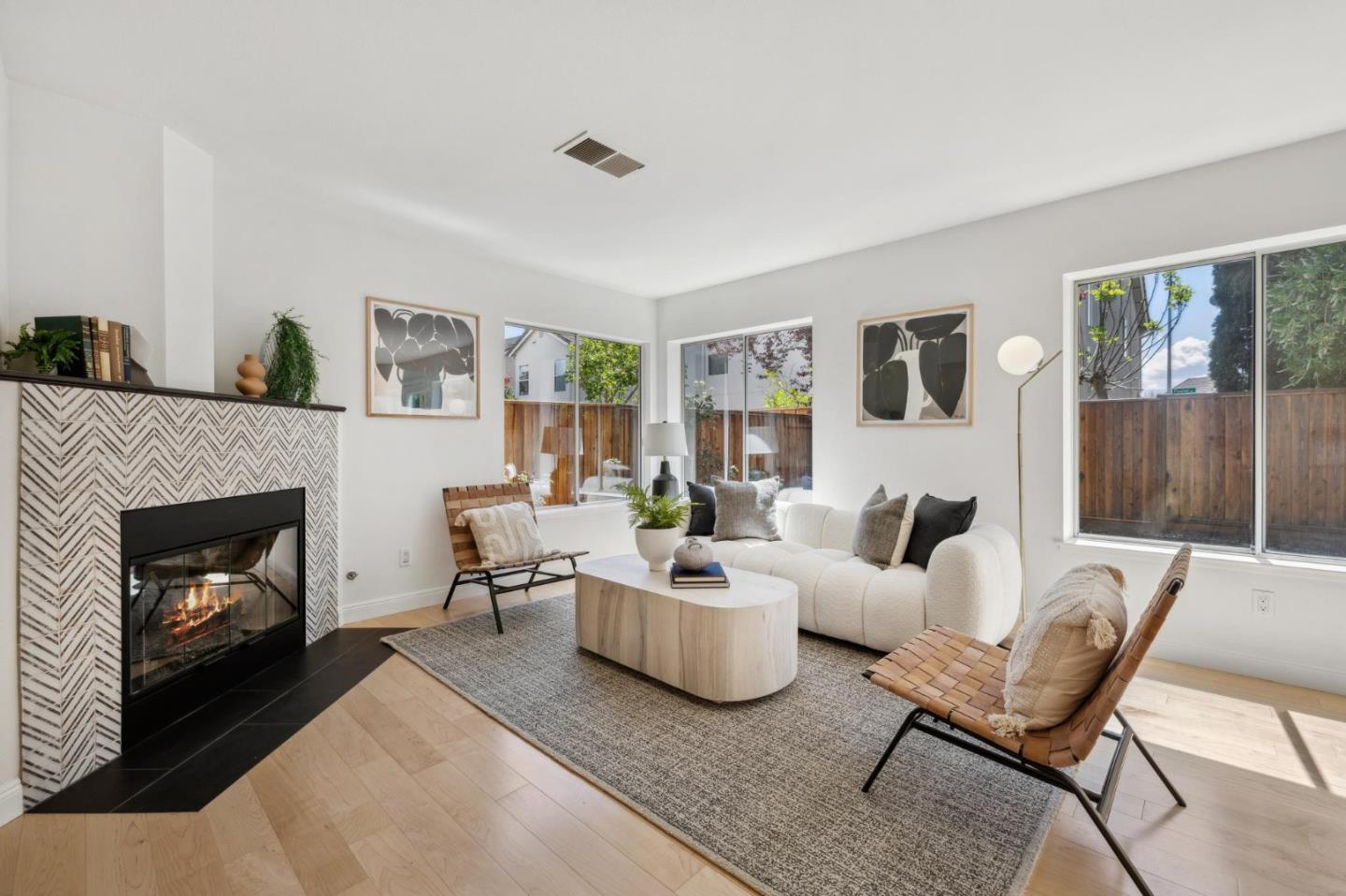 Detail Gallery Image 20 of 52 For 4216 Verdigris Cir, San Jose,  CA 95134 - 3 Beds | 2/1 Baths