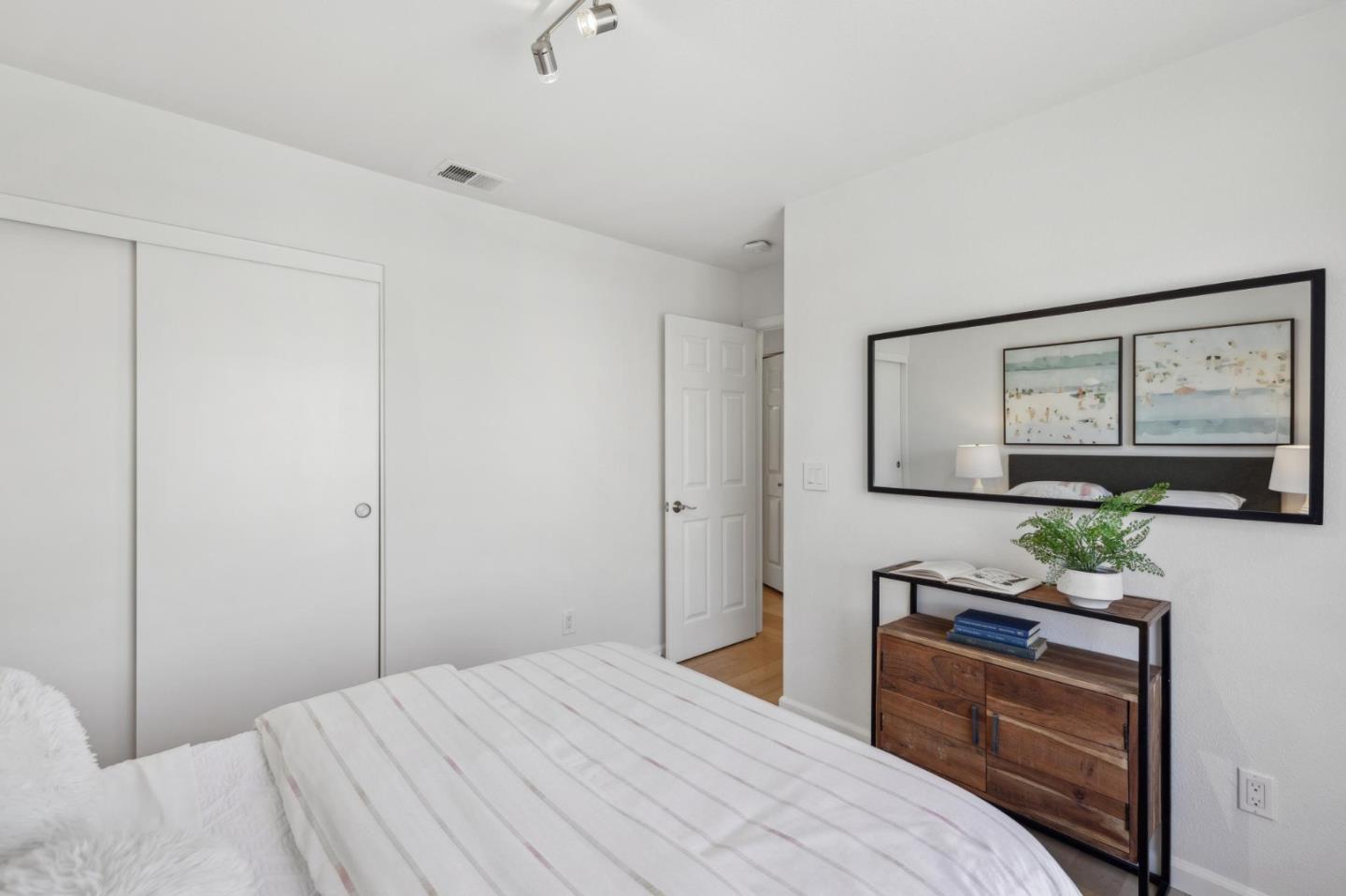 Detail Gallery Image 38 of 52 For 4216 Verdigris Cir, San Jose,  CA 95134 - 3 Beds | 2/1 Baths