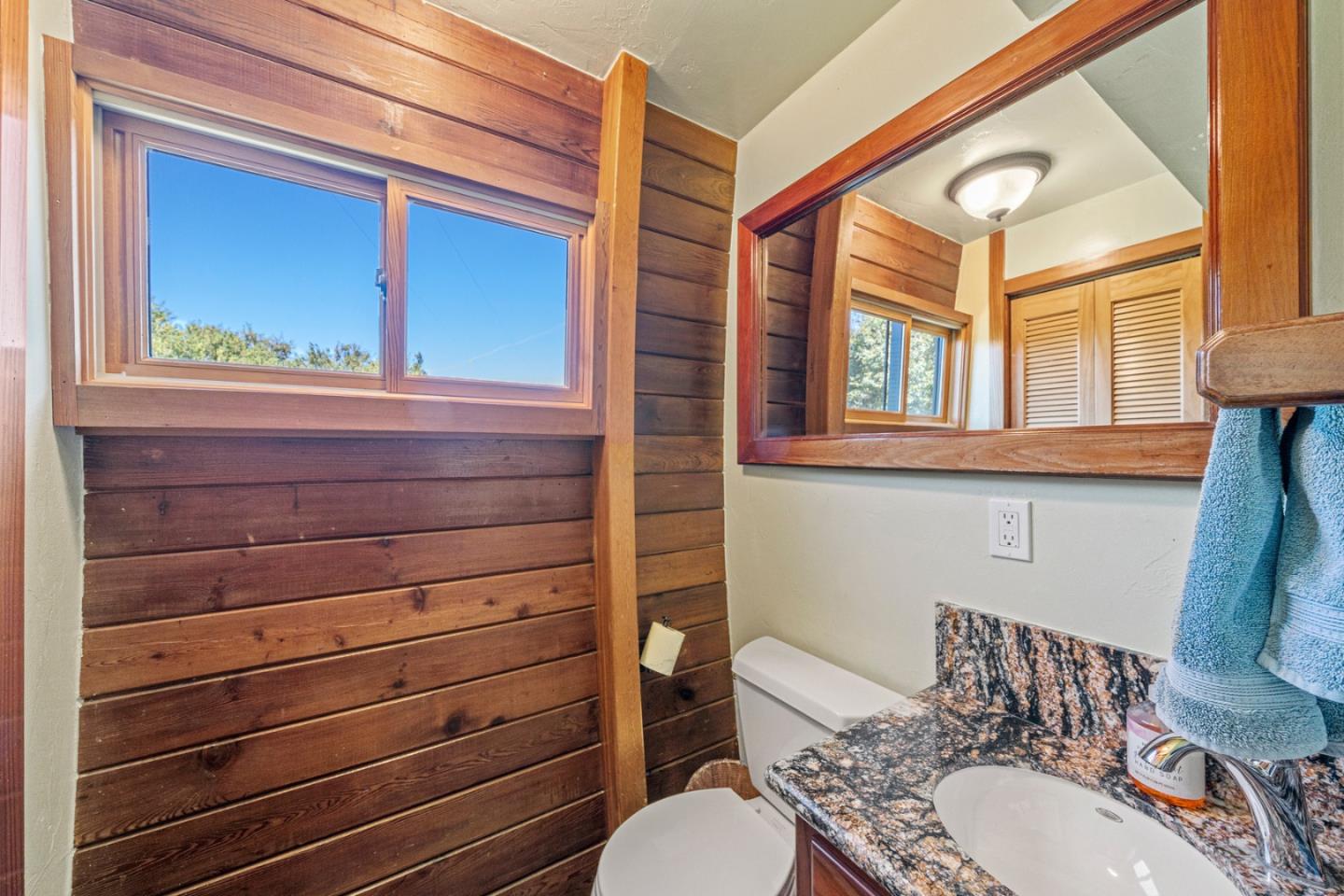 Detail Gallery Image 11 of 22 For 18 Camino De Travesia, Carmel Valley,  CA 93924 - 2 Beds | 1/1 Baths