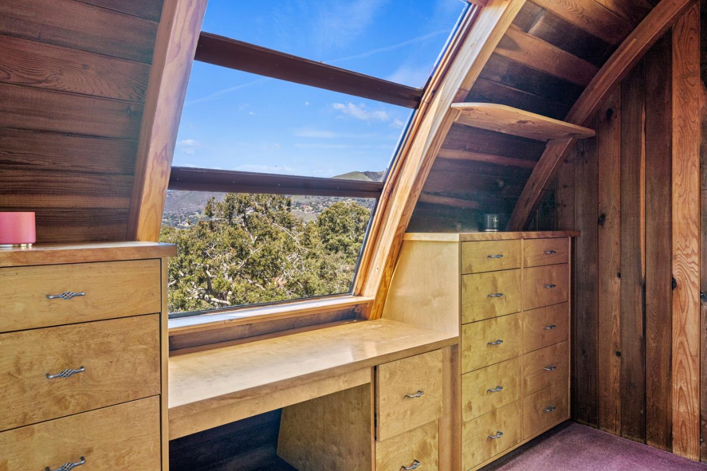 Detail Gallery Image 14 of 22 For 18 Camino De Travesia, Carmel Valley,  CA 93924 - 2 Beds | 1/1 Baths
