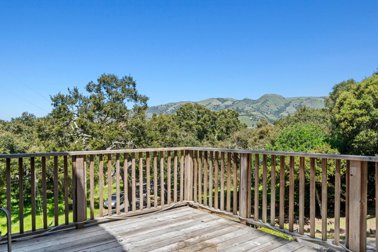 Detail Gallery Image 3 of 22 For 18 Camino De Travesia, Carmel Valley,  CA 93924 - 2 Beds | 1/1 Baths