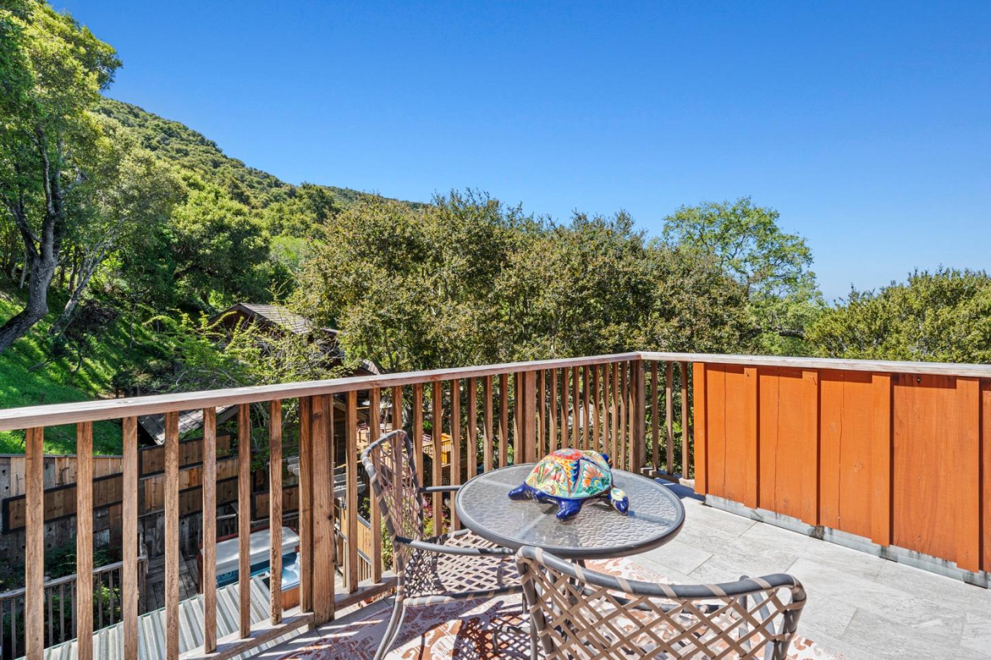 Detail Gallery Image 5 of 22 For 18 Camino De Travesia, Carmel Valley,  CA 93924 - 2 Beds | 1/1 Baths