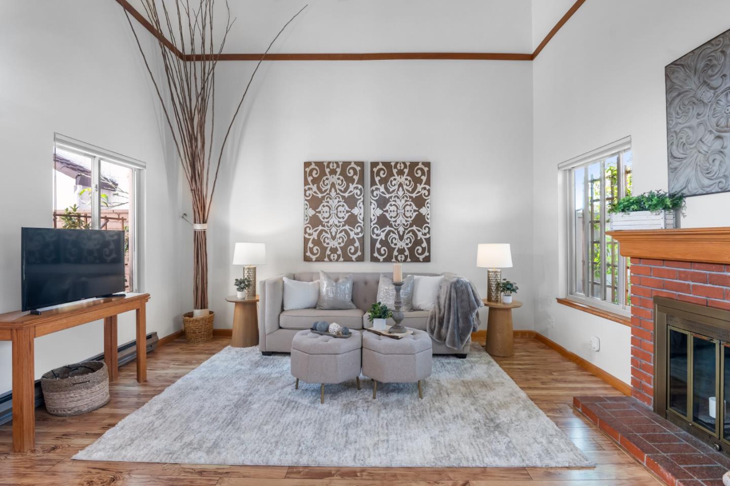 Detail Gallery Image 5 of 28 For 2424 Fairview Ln, Santa Clara,  CA 95051 - 2 Beds | 1/1 Baths