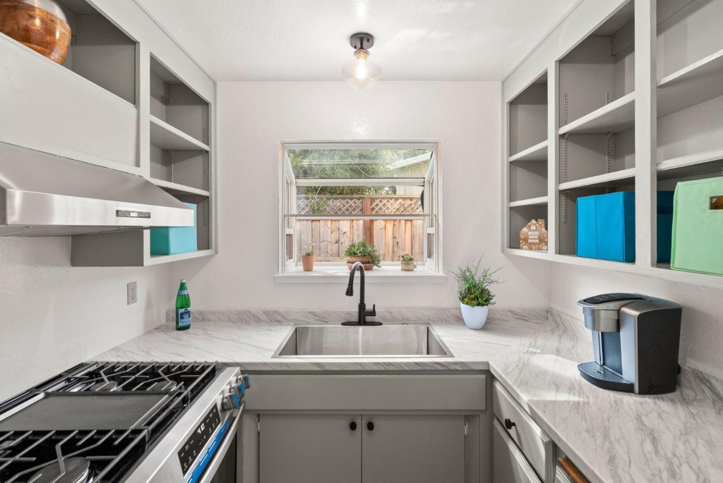 Detail Gallery Image 10 of 22 For 1727 30th Ave a,  Santa Cruz,  CA 95062 - 2 Beds | 1 Baths