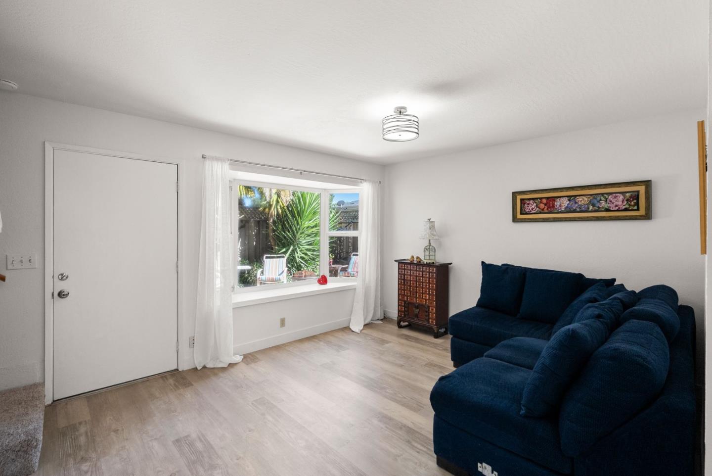 Detail Gallery Image 7 of 22 For 1727 30th Ave a,  Santa Cruz,  CA 95062 - 2 Beds | 1 Baths