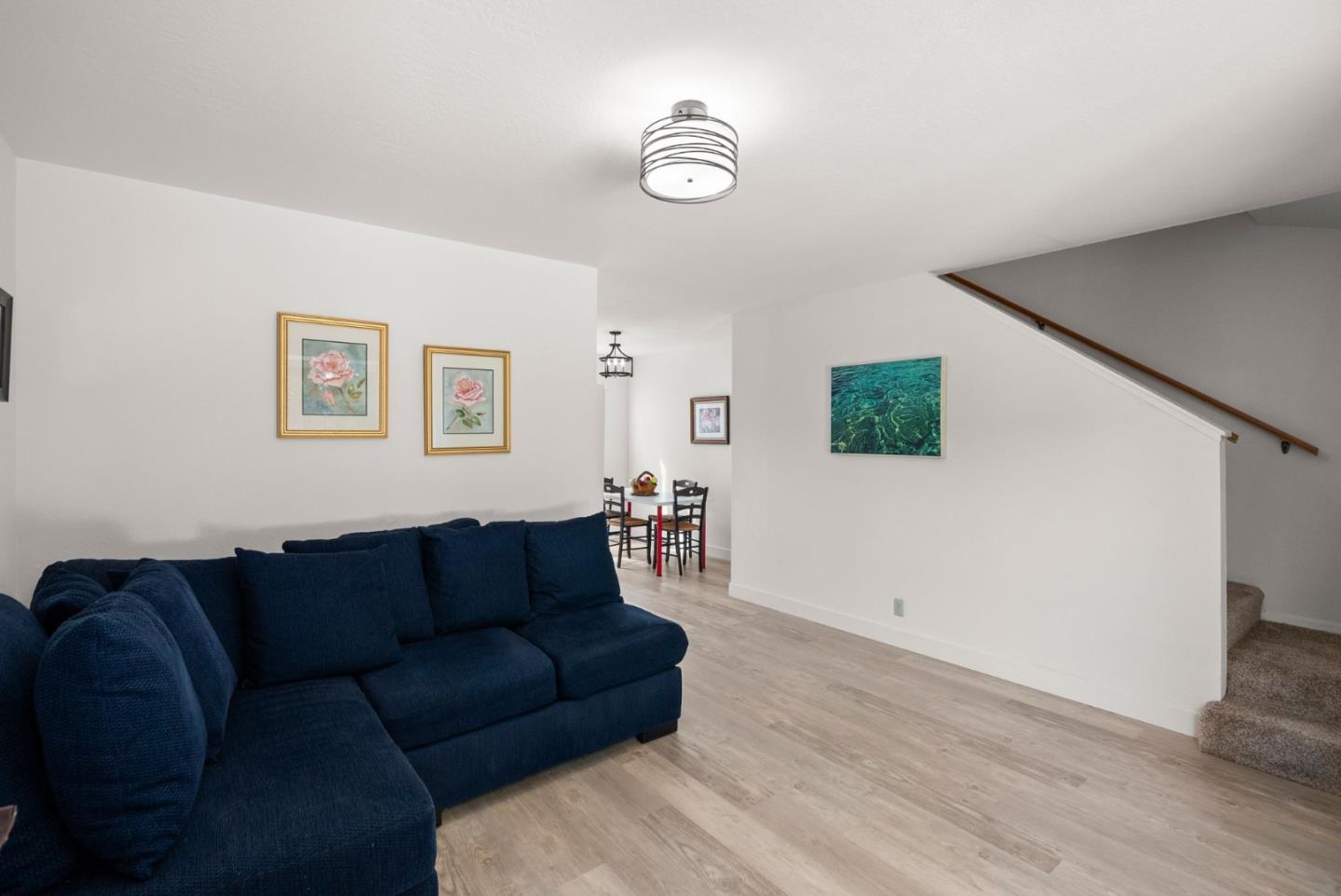 Detail Gallery Image 8 of 22 For 1727 30th Ave a,  Santa Cruz,  CA 95062 - 2 Beds | 1 Baths