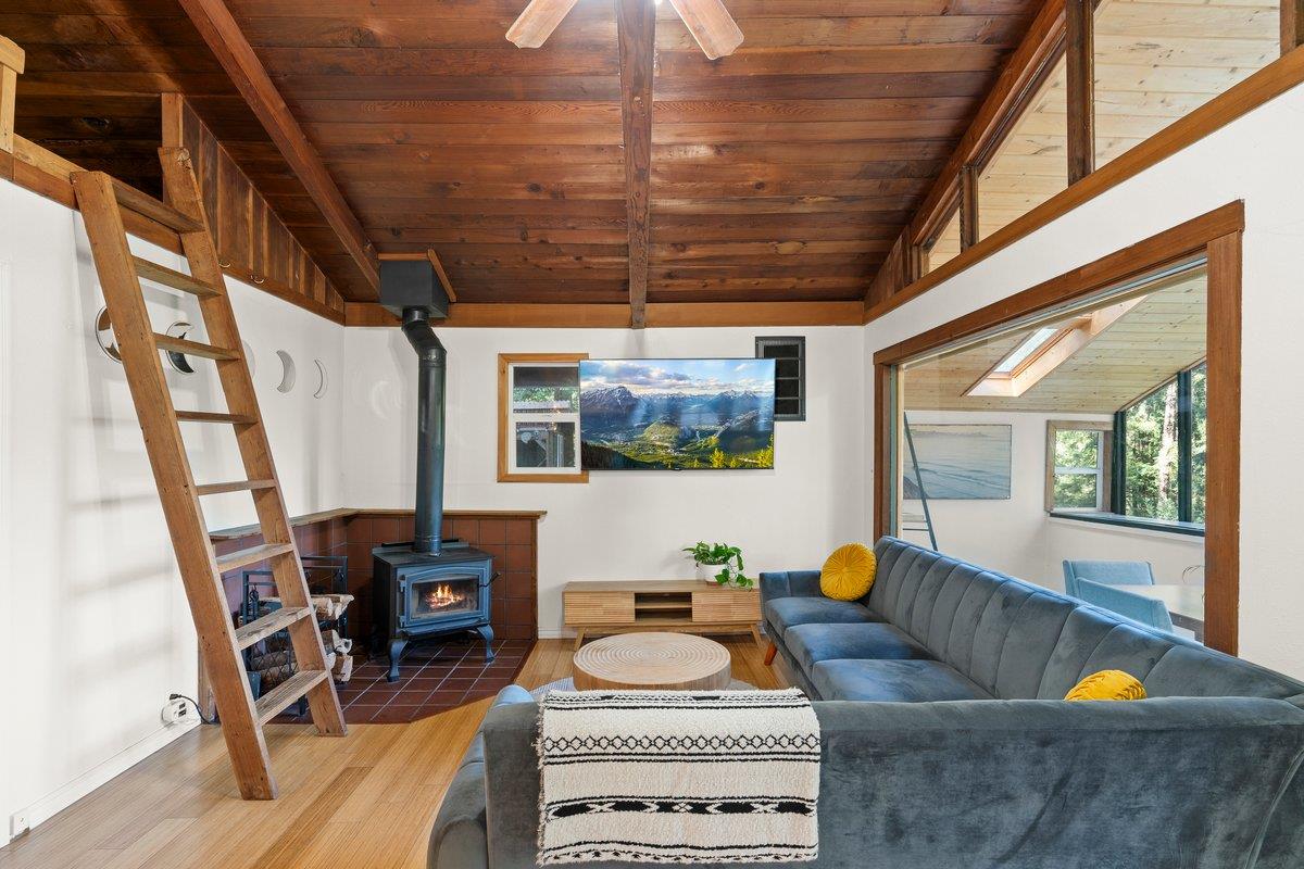 Detail Gallery Image 11 of 35 For 805 Fanning Grade, Ben Lomond,  CA 95005 - 2 Beds | 1 Baths