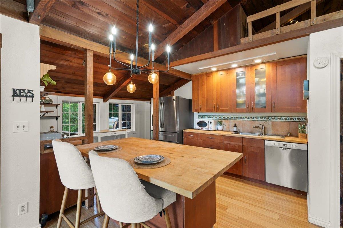 Detail Gallery Image 6 of 35 For 805 Fanning Grade, Ben Lomond,  CA 95005 - 2 Beds | 1 Baths