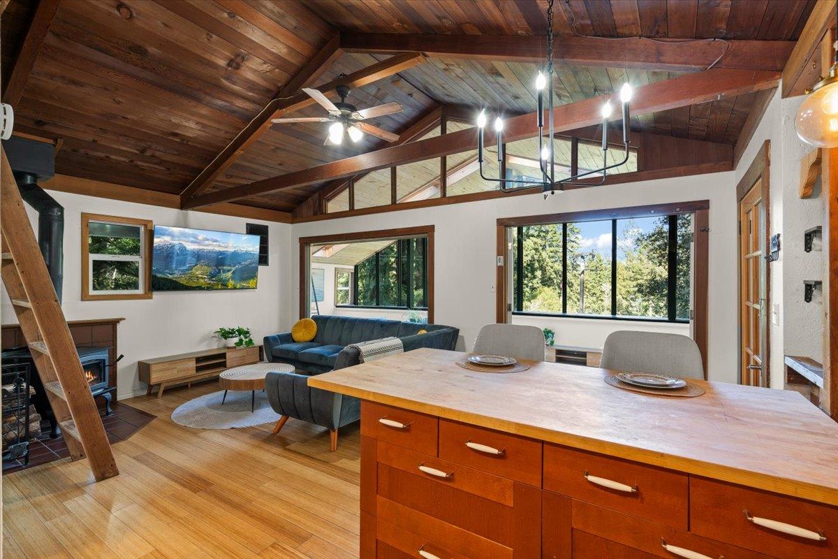 Detail Gallery Image 8 of 35 For 805 Fanning Grade, Ben Lomond,  CA 95005 - 2 Beds | 1 Baths