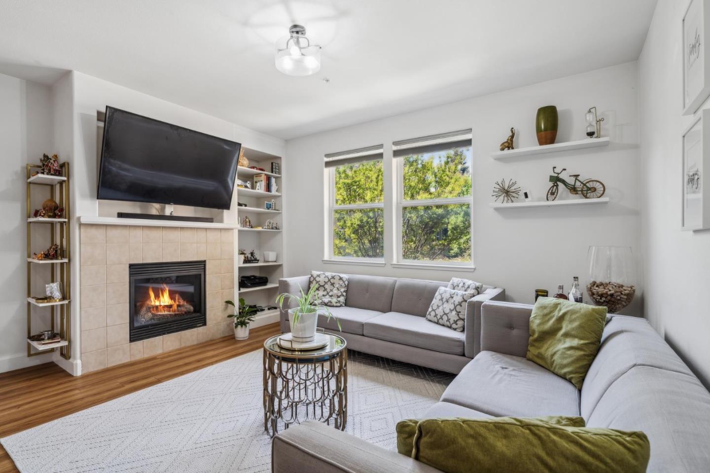 Detail Gallery Image 9 of 37 For 25478 Huntwood Ave, Hayward,  CA 94544 - 3 Beds | 3 Baths