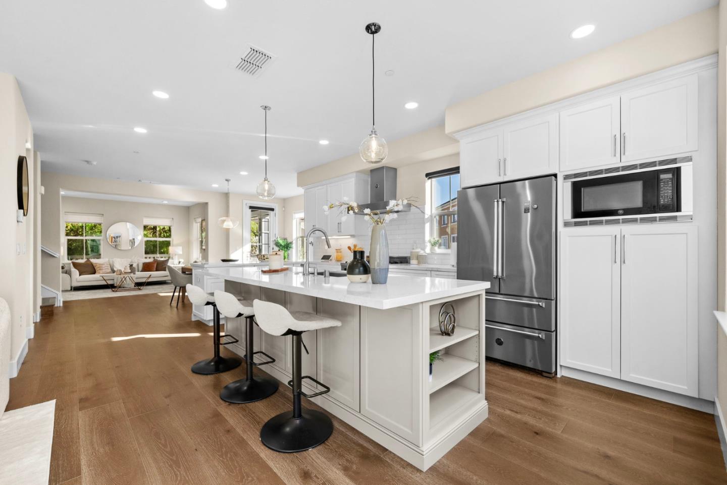 Detail Gallery Image 14 of 53 For 434 Mccown Ave, San Mateo,  CA 94403 - 4 Beds | 3/1 Baths