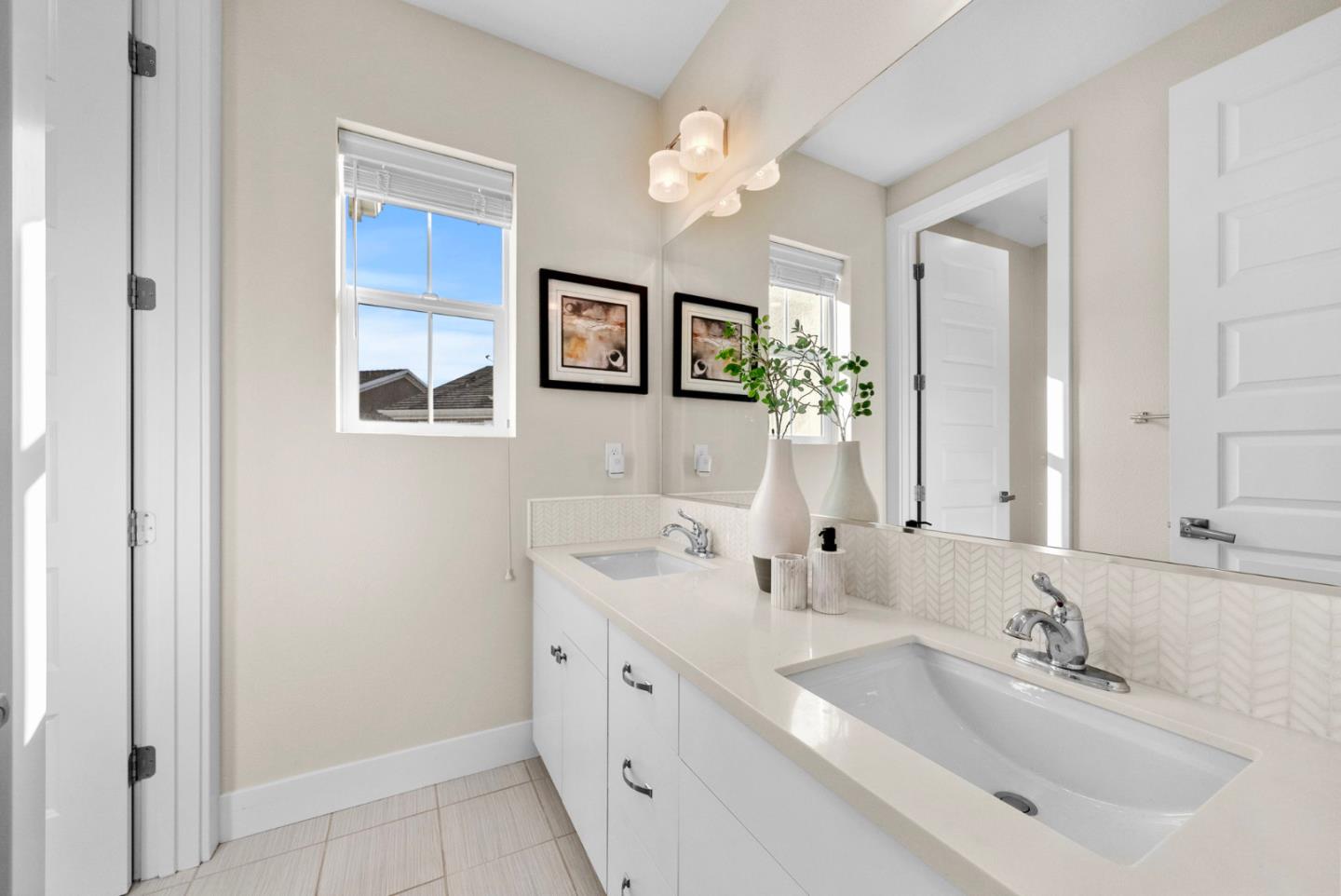Detail Gallery Image 27 of 53 For 434 Mccown Ave, San Mateo,  CA 94403 - 4 Beds | 3/1 Baths