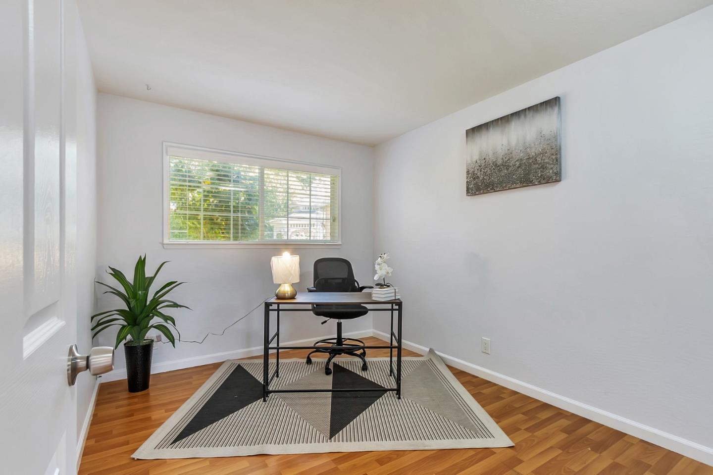 Detail Gallery Image 21 of 38 For 1368 Sunshadow Ln, San Jose,  CA 95127 - 3 Beds | 2 Baths