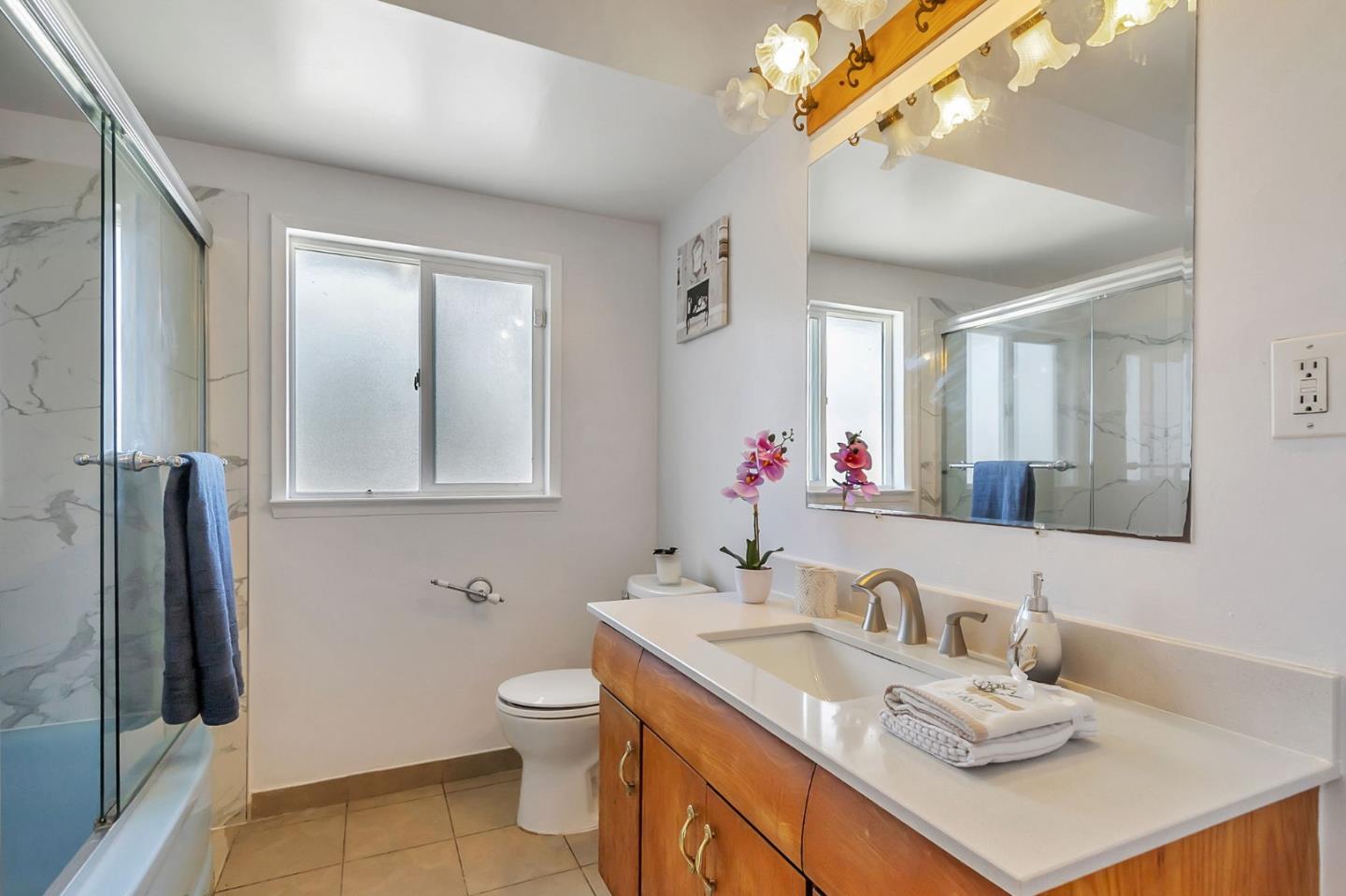 Detail Gallery Image 24 of 38 For 1368 Sunshadow Ln, San Jose,  CA 95127 - 3 Beds | 2 Baths