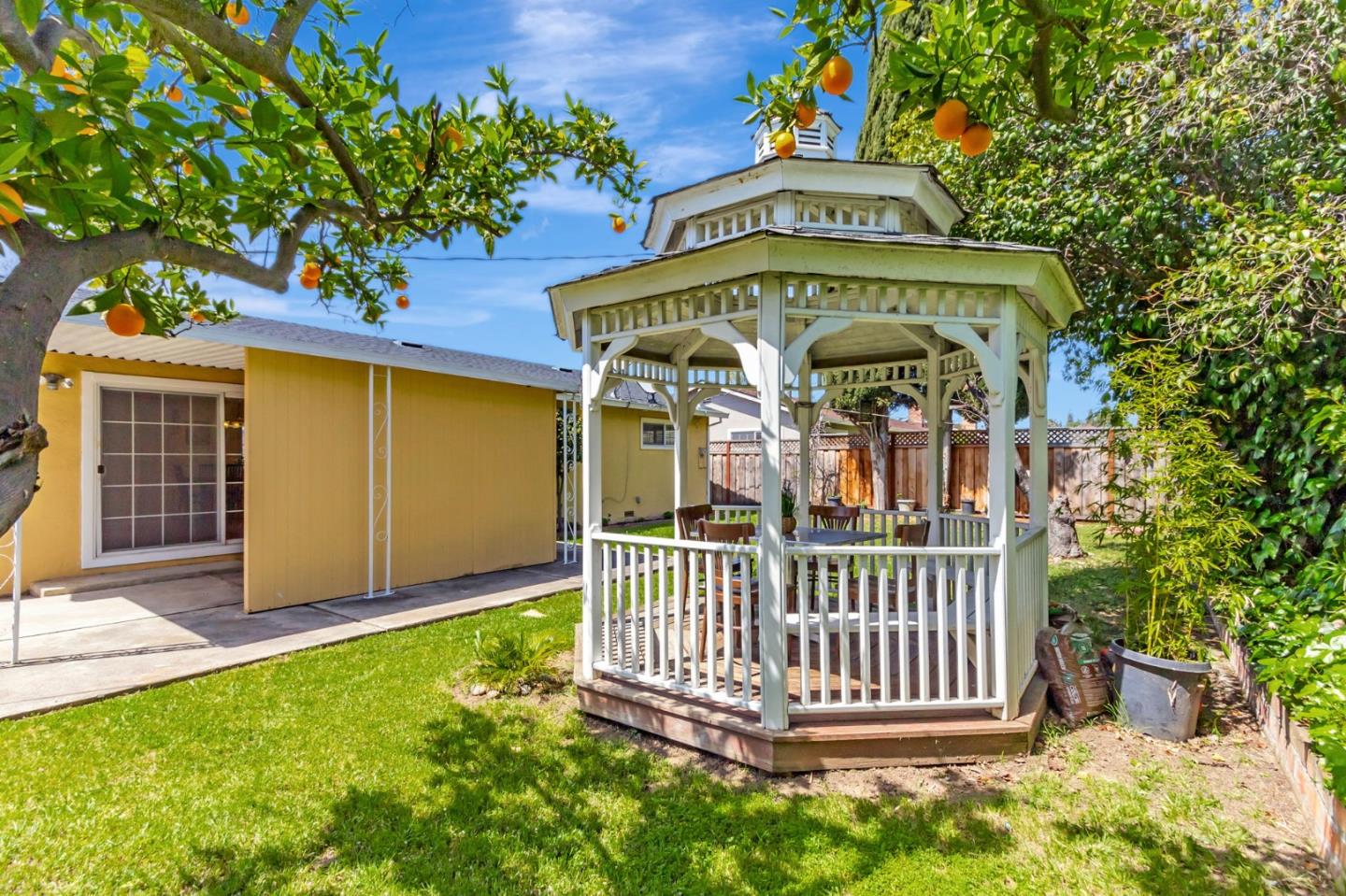 Detail Gallery Image 36 of 38 For 1368 Sunshadow Ln, San Jose,  CA 95127 - 3 Beds | 2 Baths