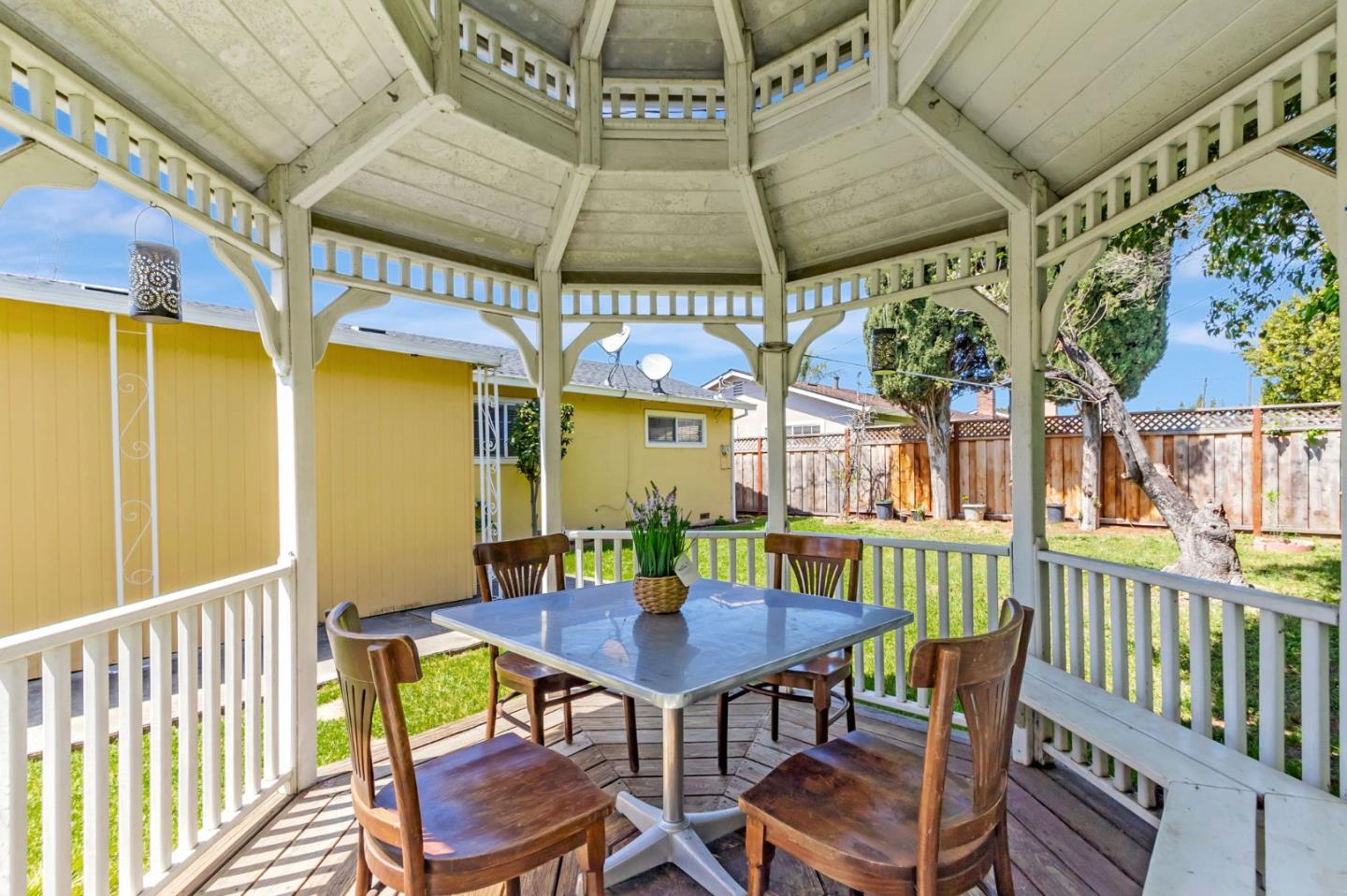 Detail Gallery Image 37 of 38 For 1368 Sunshadow Ln, San Jose,  CA 95127 - 3 Beds | 2 Baths