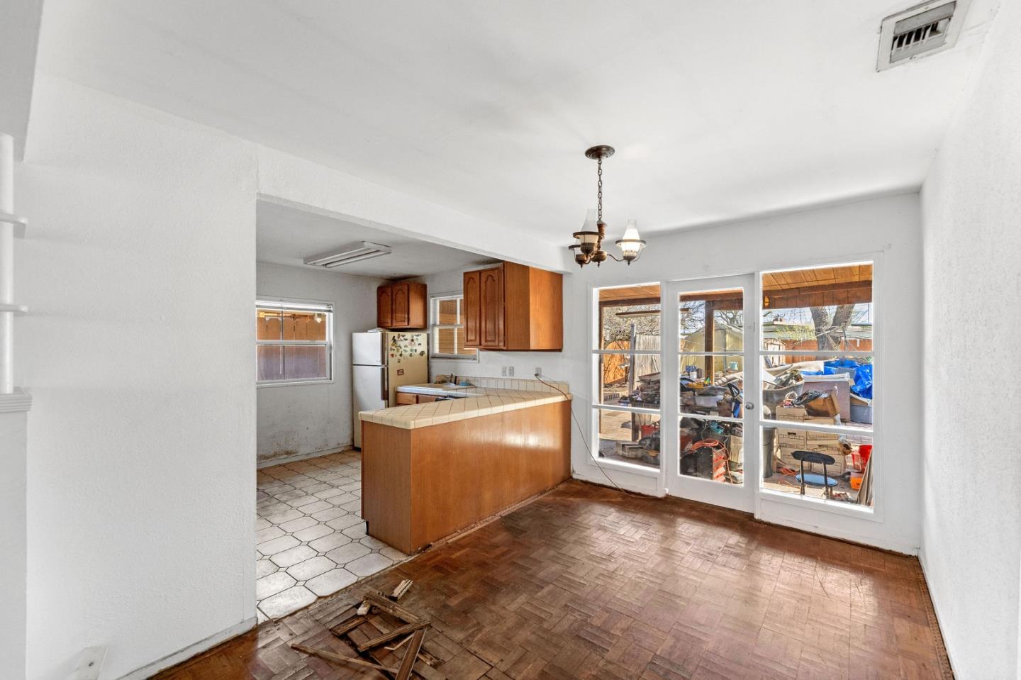 Detail Gallery Image 11 of 34 For 517 Fallon Ave, San Mateo,  CA 94401 - 3 Beds | 1 Baths