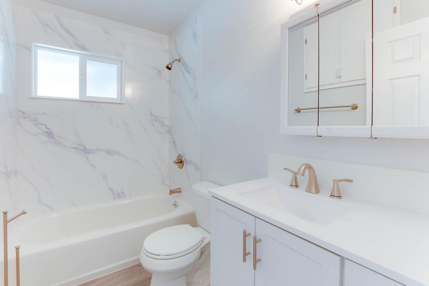 Detail Gallery Image 18 of 38 For 1261 Highland Dr, Hollister,  CA 95023 - 3 Beds | 1 Baths