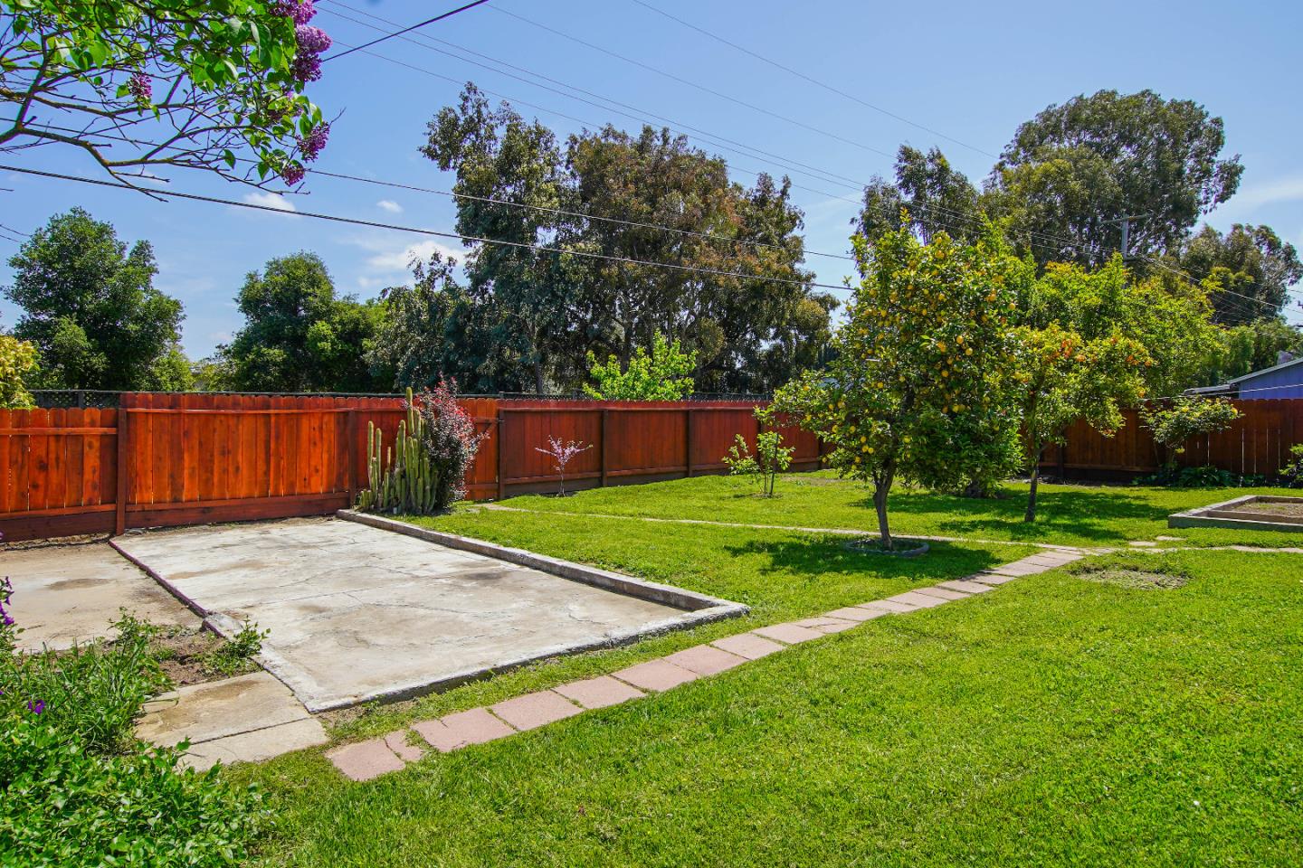 Detail Gallery Image 30 of 38 For 1261 Highland Dr, Hollister,  CA 95023 - 3 Beds | 1 Baths