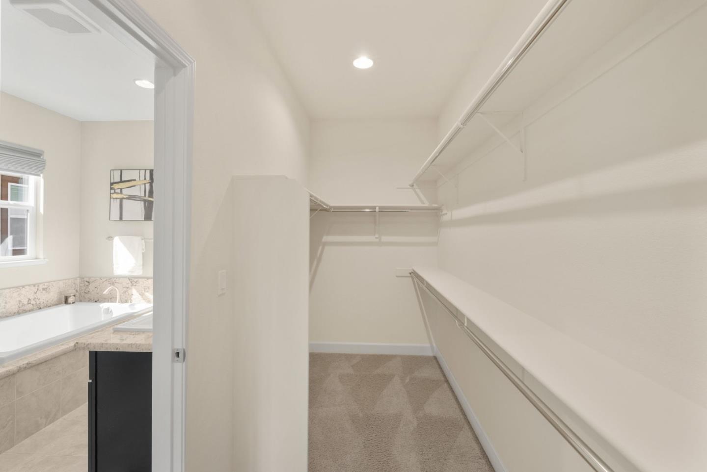 Detail Gallery Image 19 of 73 For 6082 Charlotte Dr, San Jose,  CA 95123 - 3 Beds | 2/1 Baths