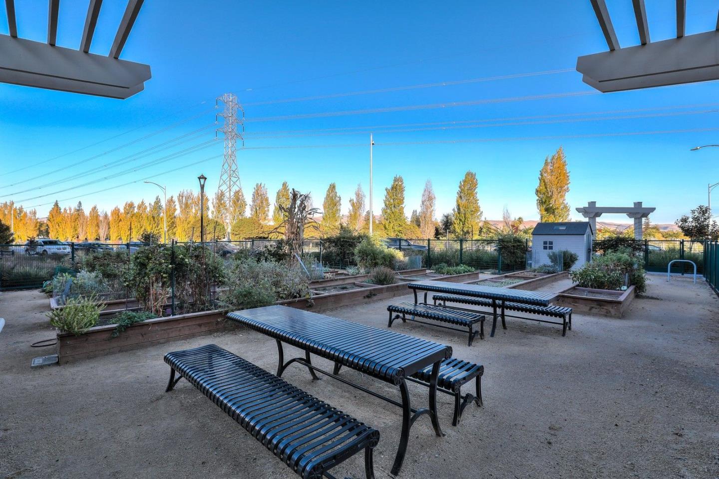 Detail Gallery Image 54 of 73 For 6082 Charlotte Dr, San Jose,  CA 95123 - 3 Beds | 2/1 Baths