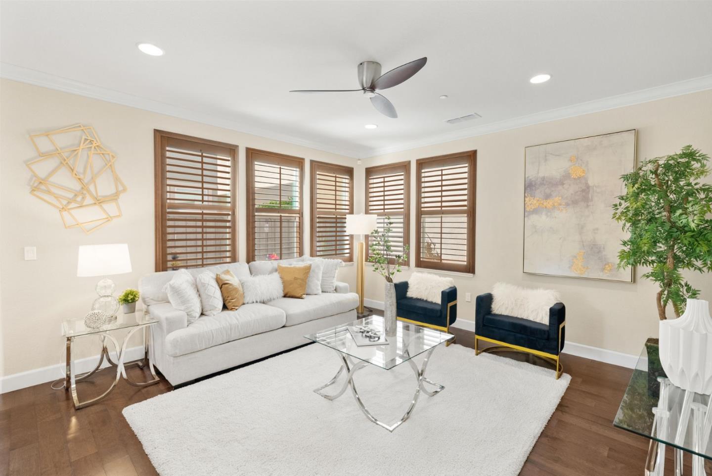 Detail Gallery Image 9 of 73 For 6082 Charlotte Dr, San Jose,  CA 95123 - 3 Beds | 2/1 Baths