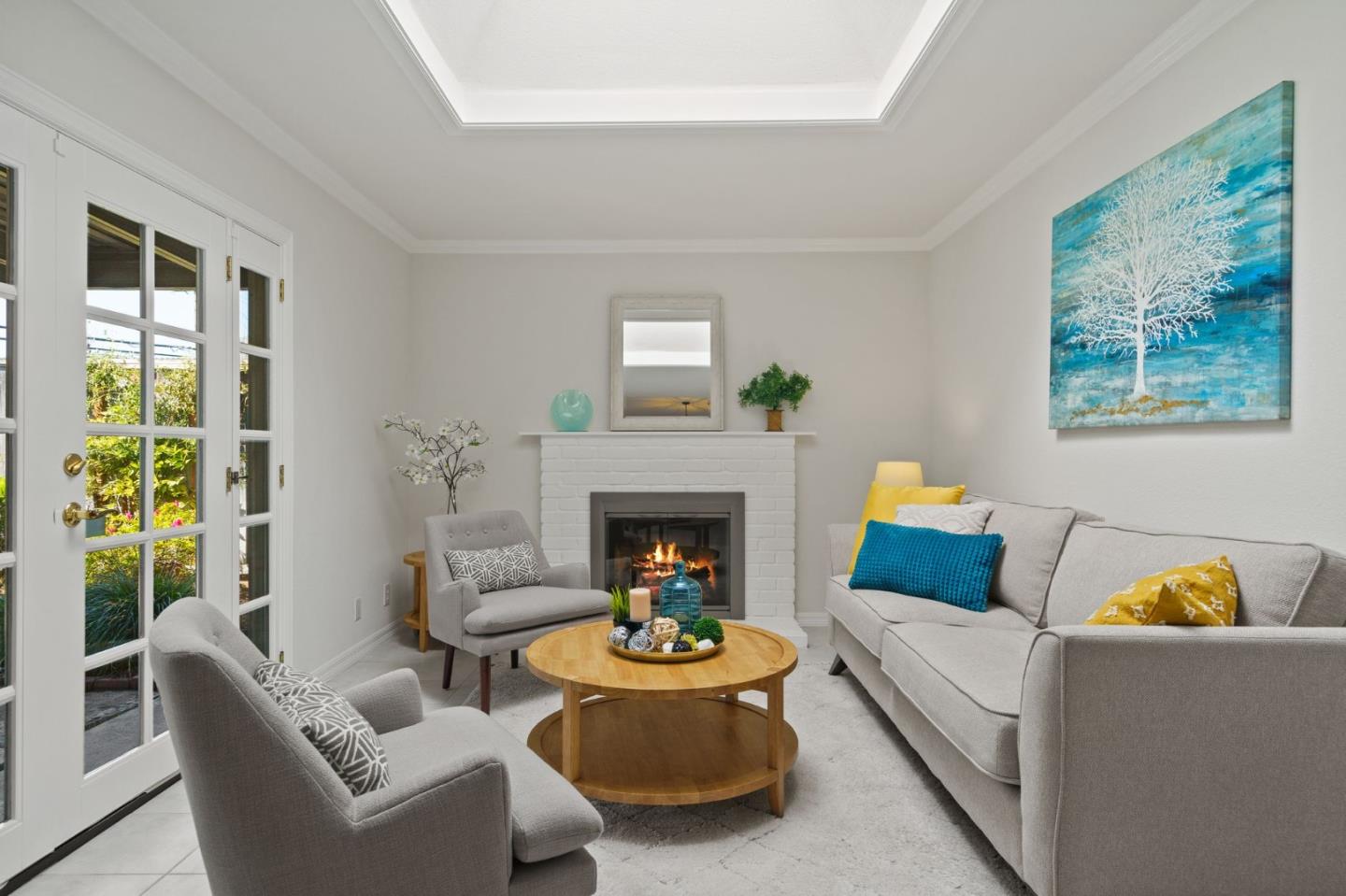 Detail Gallery Image 4 of 45 For 5731 Indian Ave, San Jose,  CA 95123 - 3 Beds | 2 Baths