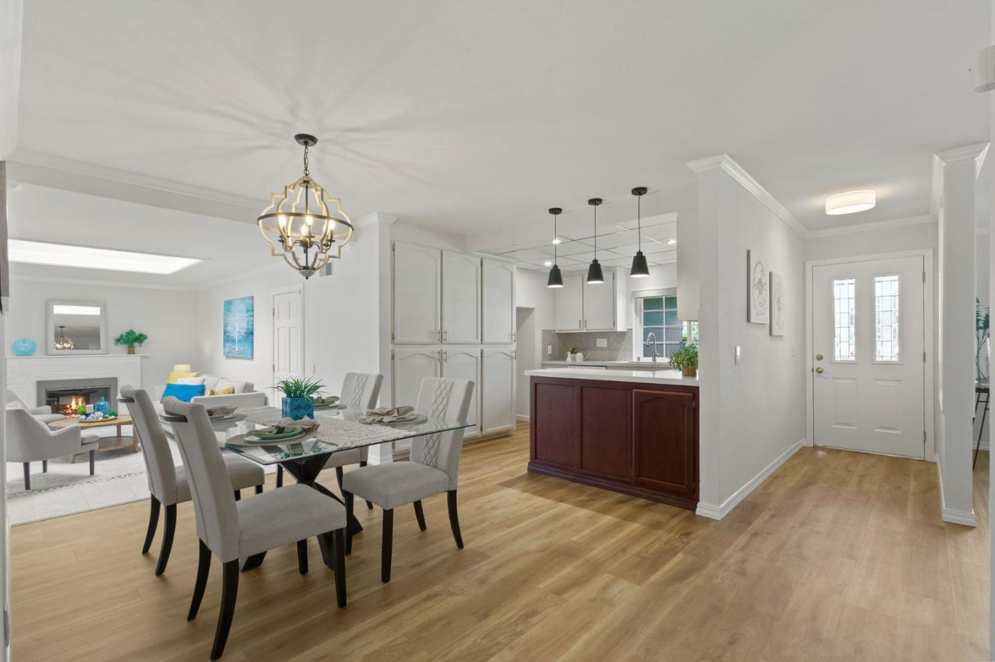 Detail Gallery Image 7 of 45 For 5731 Indian Ave, San Jose,  CA 95123 - 3 Beds | 2 Baths