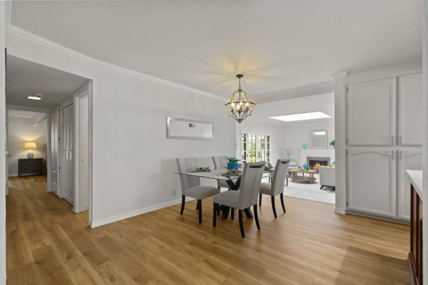 Detail Gallery Image 8 of 45 For 5731 Indian Ave, San Jose,  CA 95123 - 3 Beds | 2 Baths