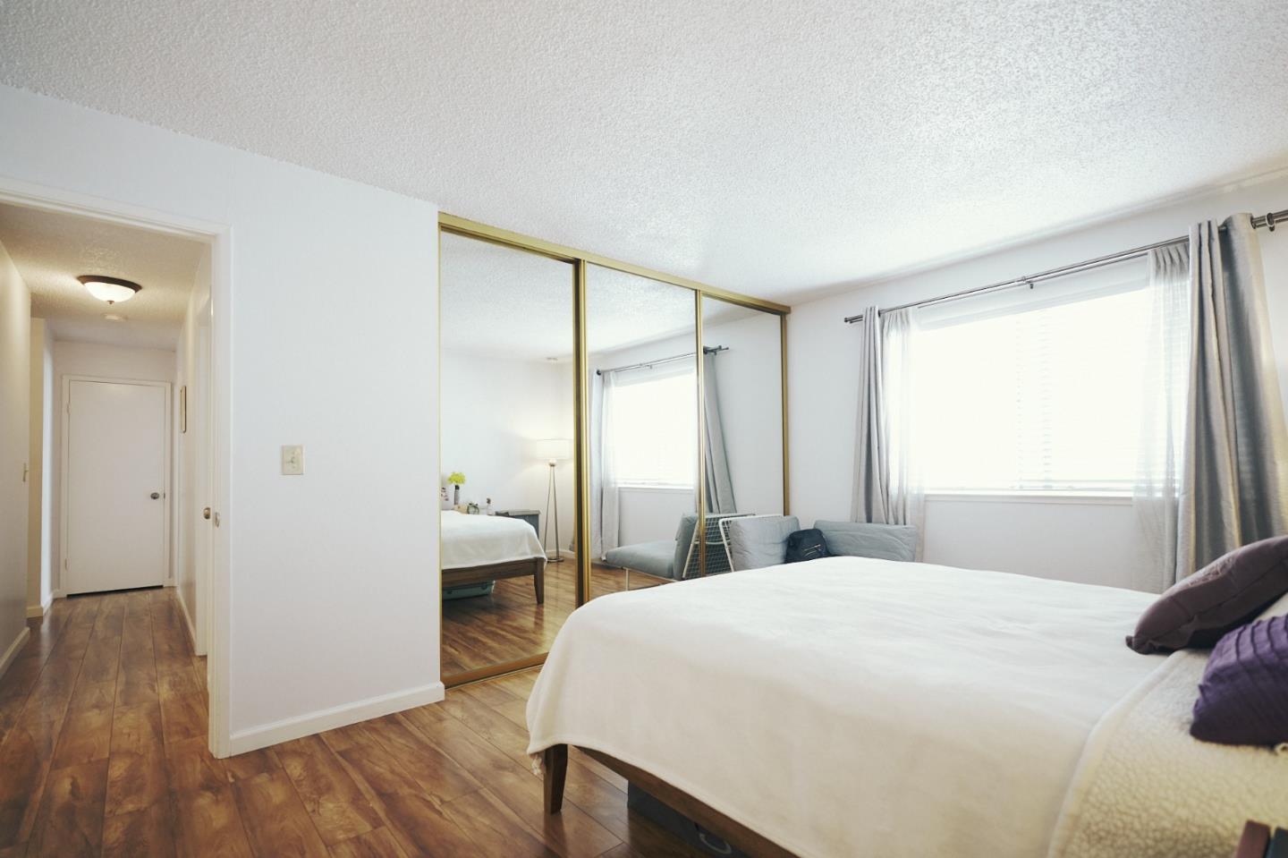 Detail Gallery Image 13 of 25 For 970 Kiely Blvd #B,  Santa Clara,  CA 95051 - 3 Beds | 2 Baths