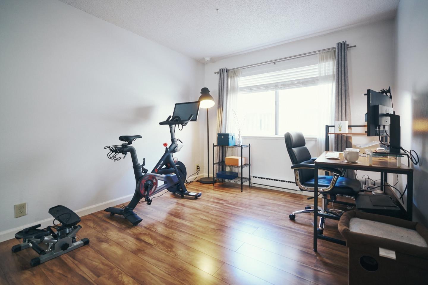 Detail Gallery Image 20 of 25 For 970 Kiely Blvd #B,  Santa Clara,  CA 95051 - 3 Beds | 2 Baths