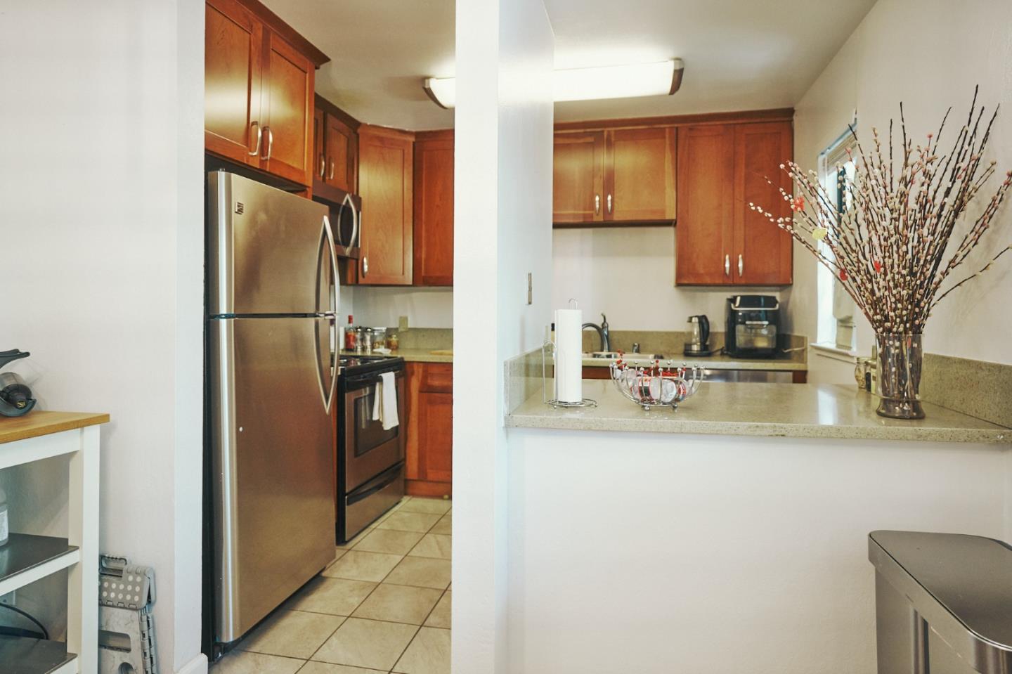Detail Gallery Image 6 of 25 For 970 Kiely Blvd #B,  Santa Clara,  CA 95051 - 3 Beds | 2 Baths