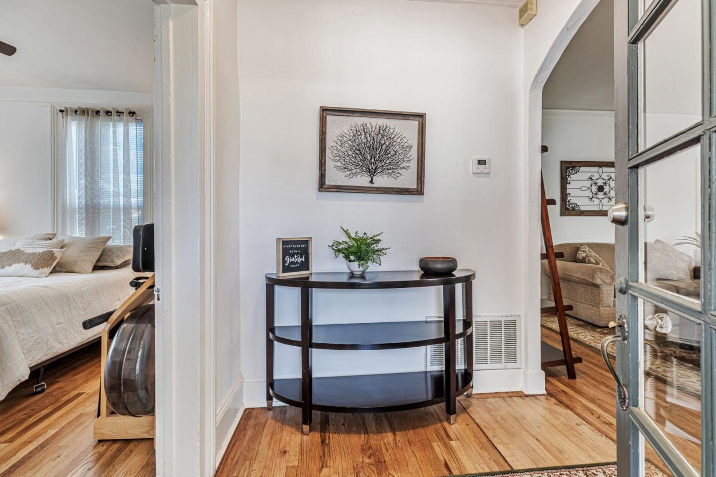 Detail Gallery Image 6 of 46 For 7449 Church St, Gilroy,  CA 95020 - 3 Beds | 1 Baths