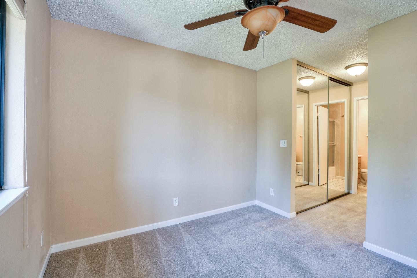 Detail Gallery Image 14 of 29 For 5536 Makati Cir, San Jose,  CA 95123 - 1 Beds | 1 Baths