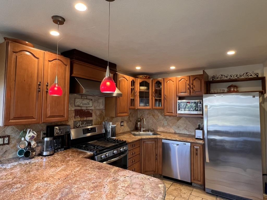 Detail Gallery Image 37 of 58 For 11565 Rancho Fiesta Rd, Carmel Valley,  CA 93924 - 2 Beds | 1 Baths
