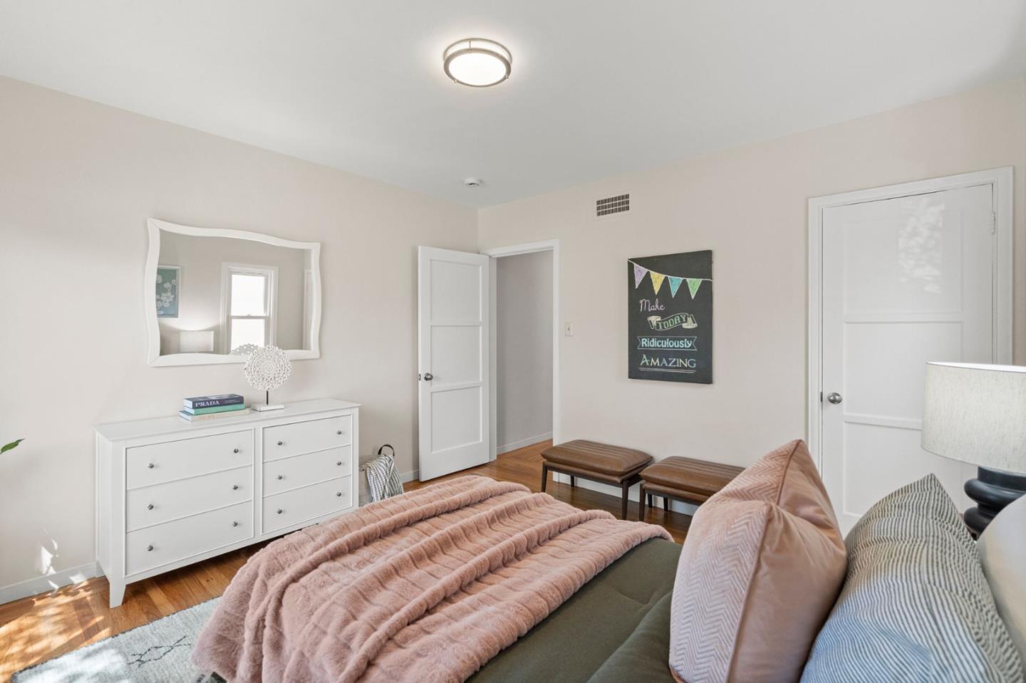 Detail Gallery Image 23 of 37 For 1429 Oak St, San Mateo,  CA 94402 - 3 Beds | 2 Baths