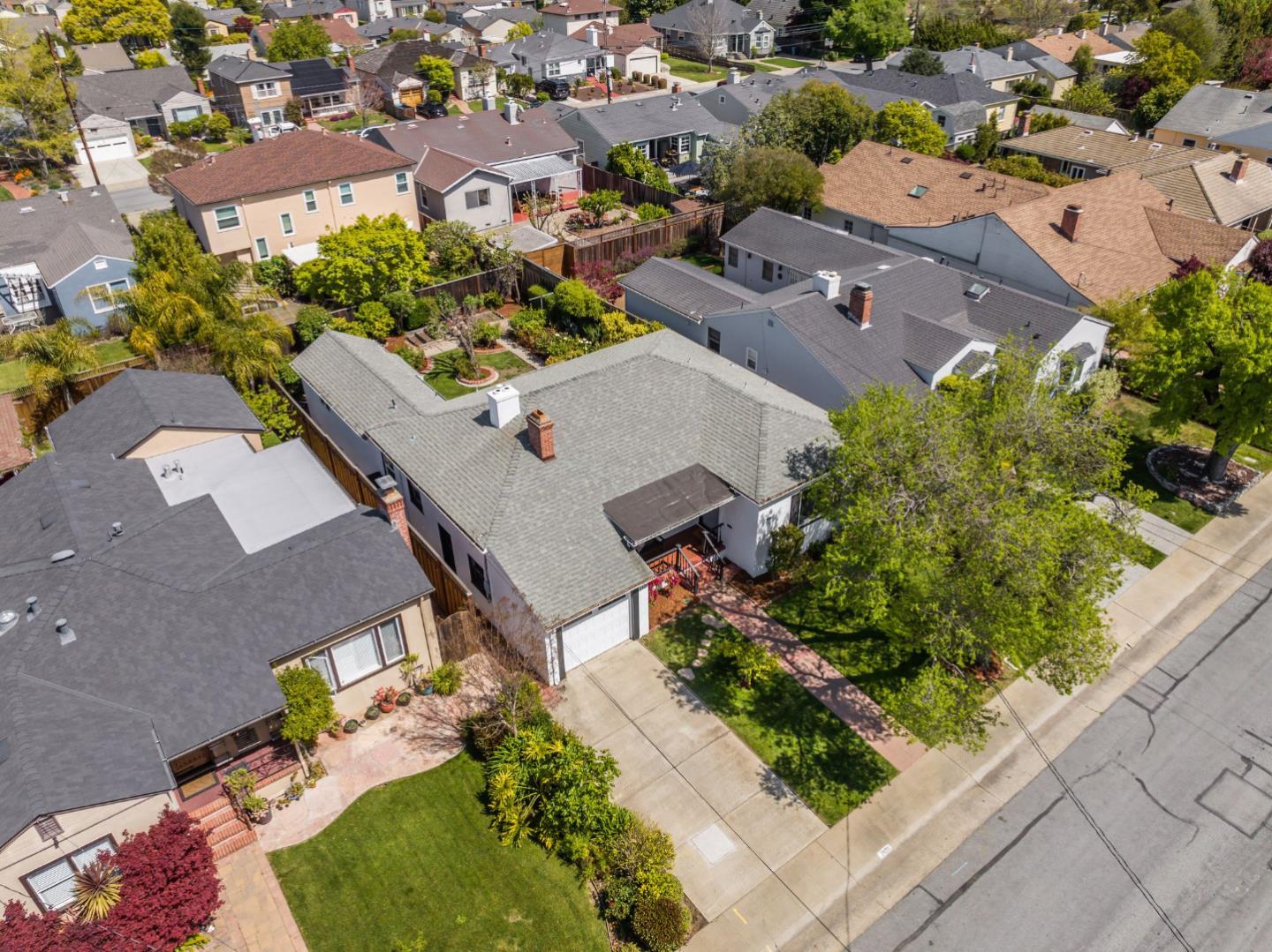 Detail Gallery Image 34 of 37 For 1429 Oak St, San Mateo,  CA 94402 - 3 Beds | 2 Baths