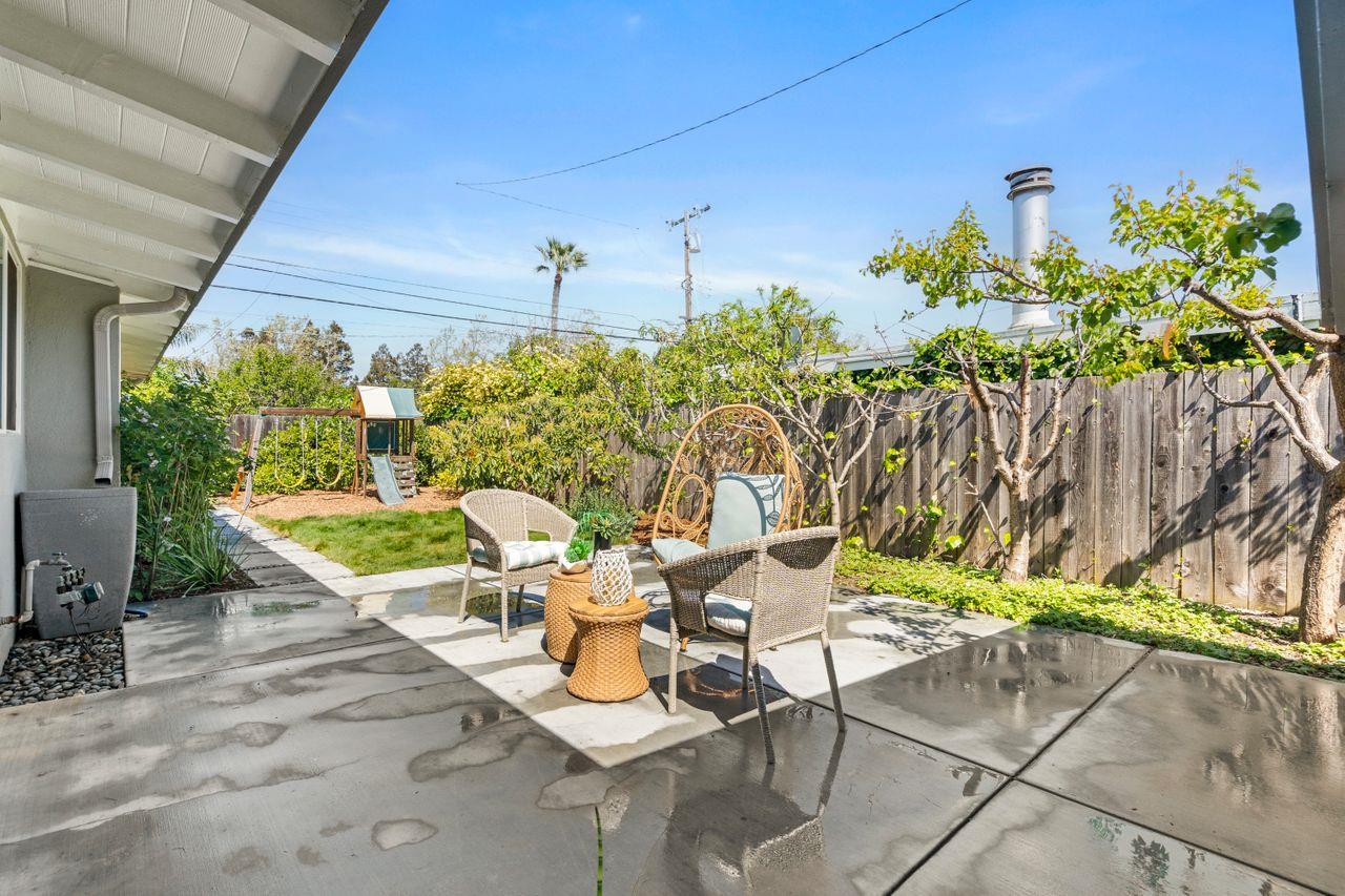 Detail Gallery Image 17 of 20 For 1213 Torrance Ave, Sunnyvale,  CA 94089 - 3 Beds | 2 Baths