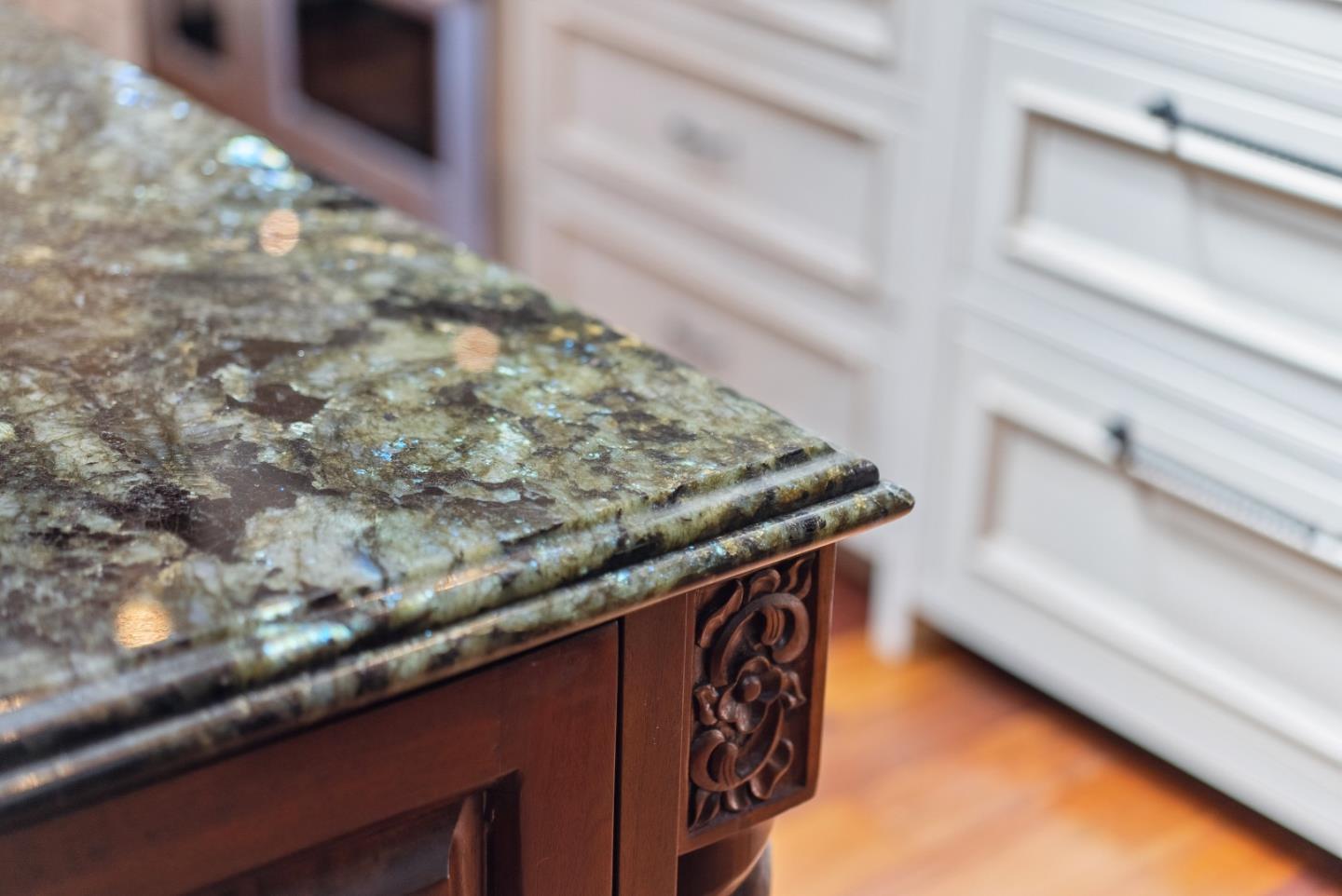 Detail Gallery Image 19 of 60 For 25 Searsville Ct, Hillsborough,  CA 94010 - 4 Beds | 4 Baths