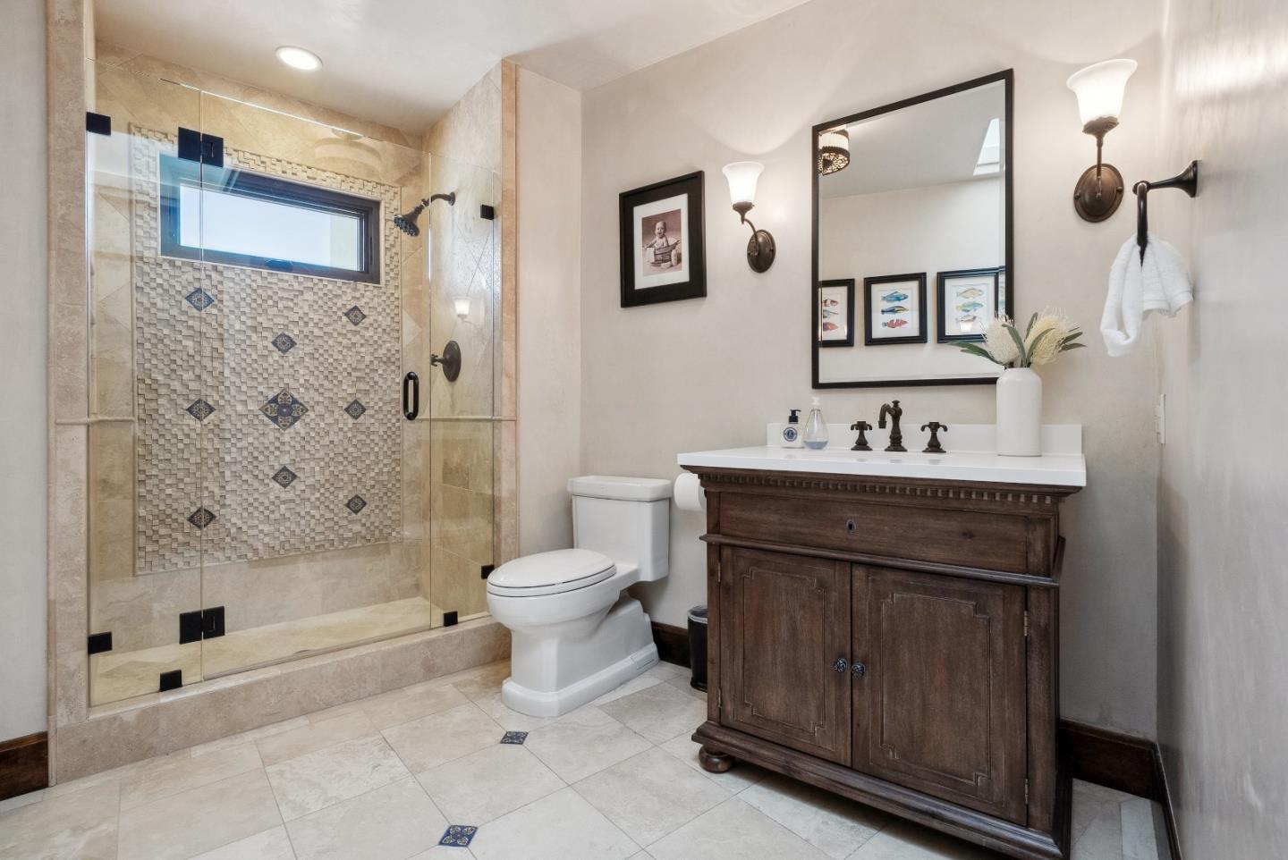 Detail Gallery Image 31 of 60 For 25 Searsville Ct, Hillsborough,  CA 94010 - 4 Beds | 4 Baths