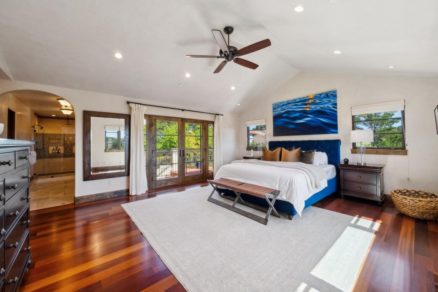 Detail Gallery Image 36 of 60 For 25 Searsville Ct, Hillsborough,  CA 94010 - 4 Beds | 4 Baths