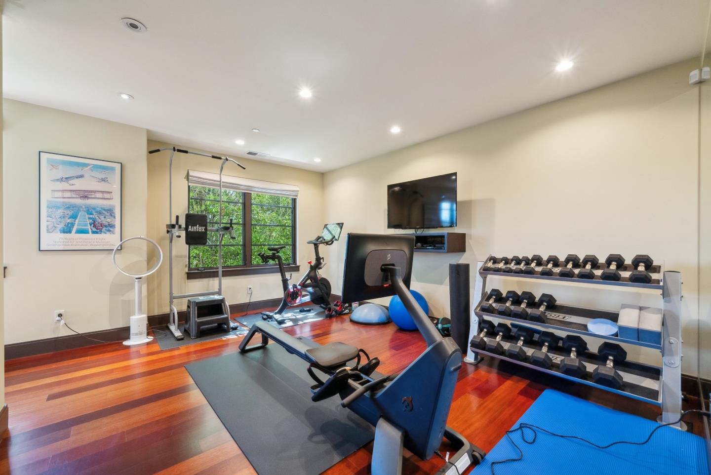 Detail Gallery Image 46 of 60 For 25 Searsville Ct, Hillsborough,  CA 94010 - 4 Beds | 4 Baths